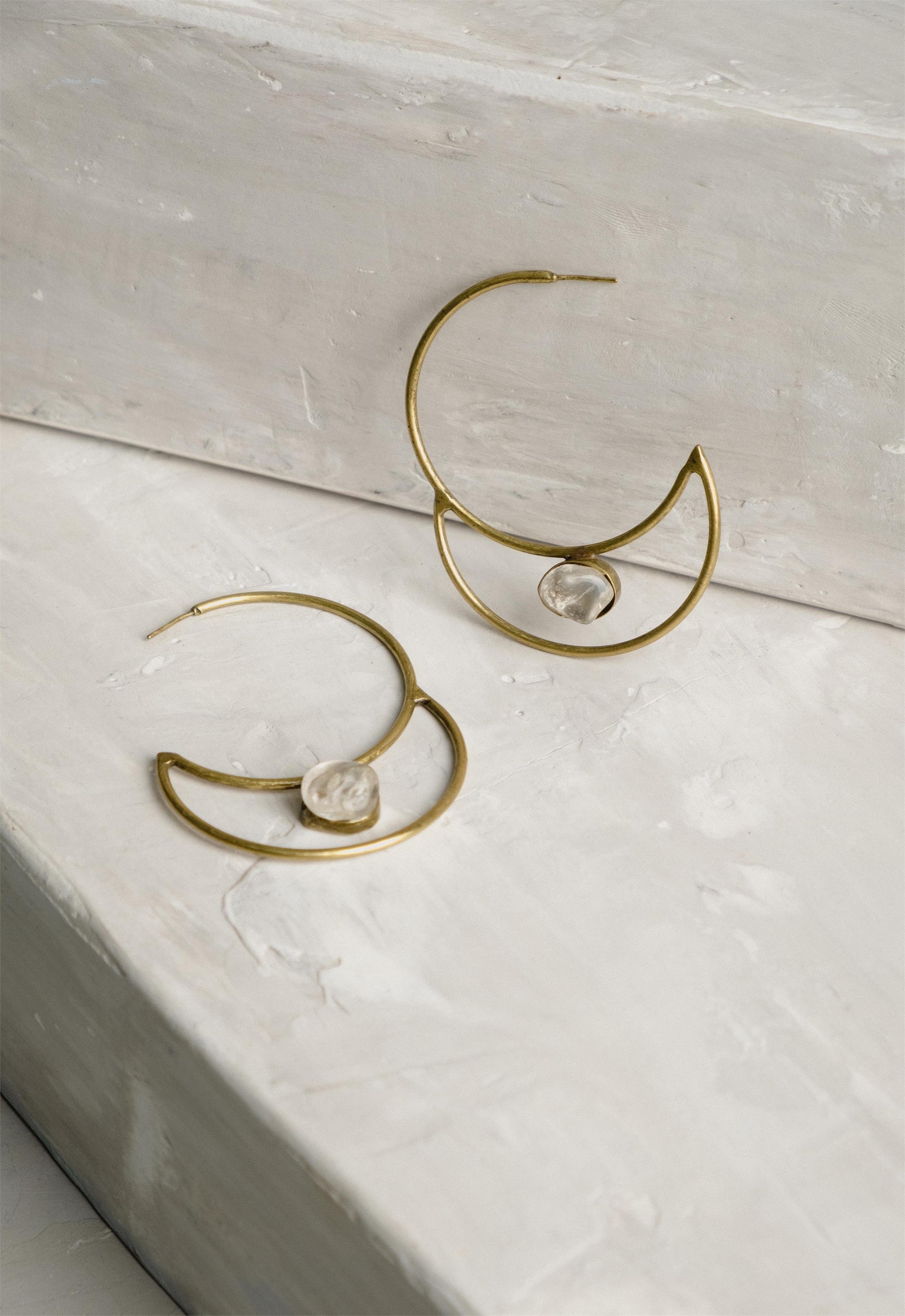 Argola Lunar Dourado