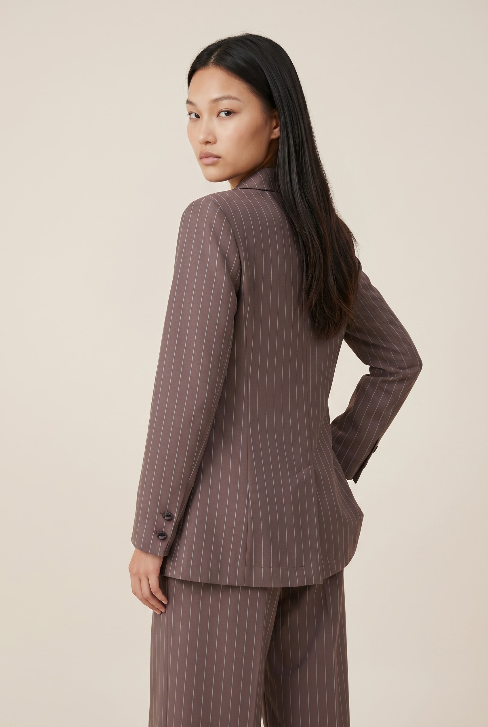 Blazer Botoes Beatline Marrom