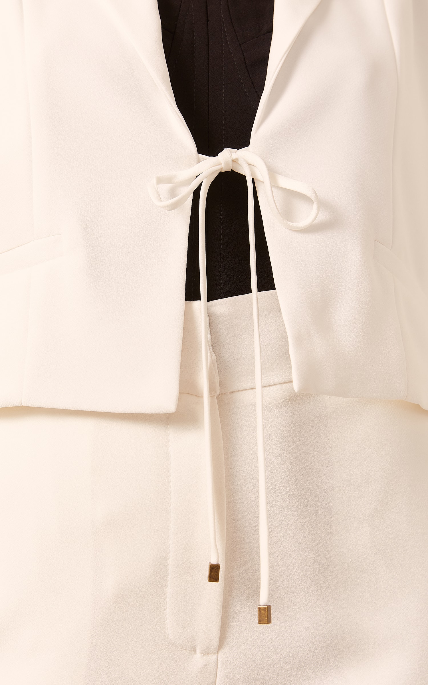 Blazer Cropped Amarração Off White