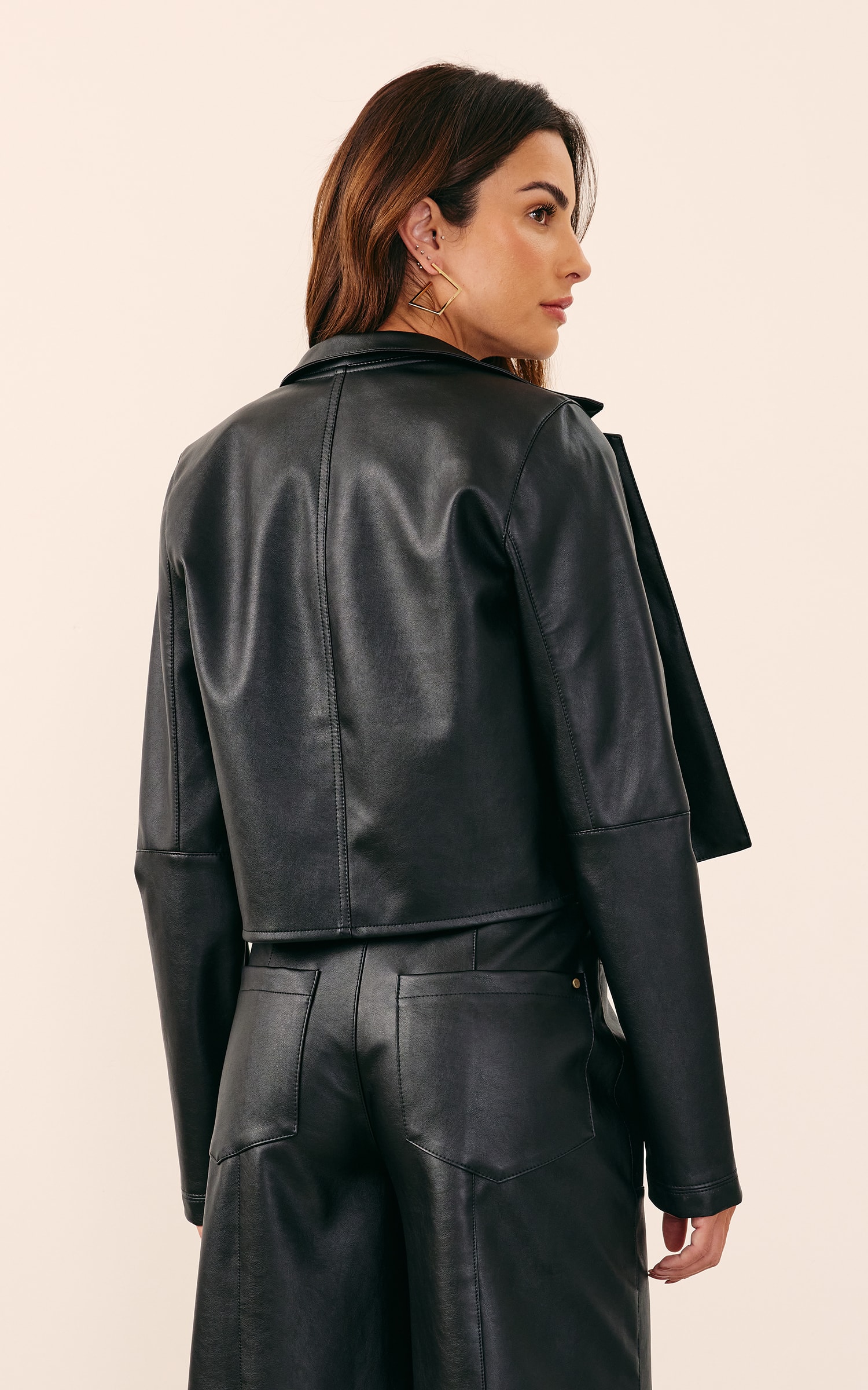 Blazer Like Leather Cropped Preto
