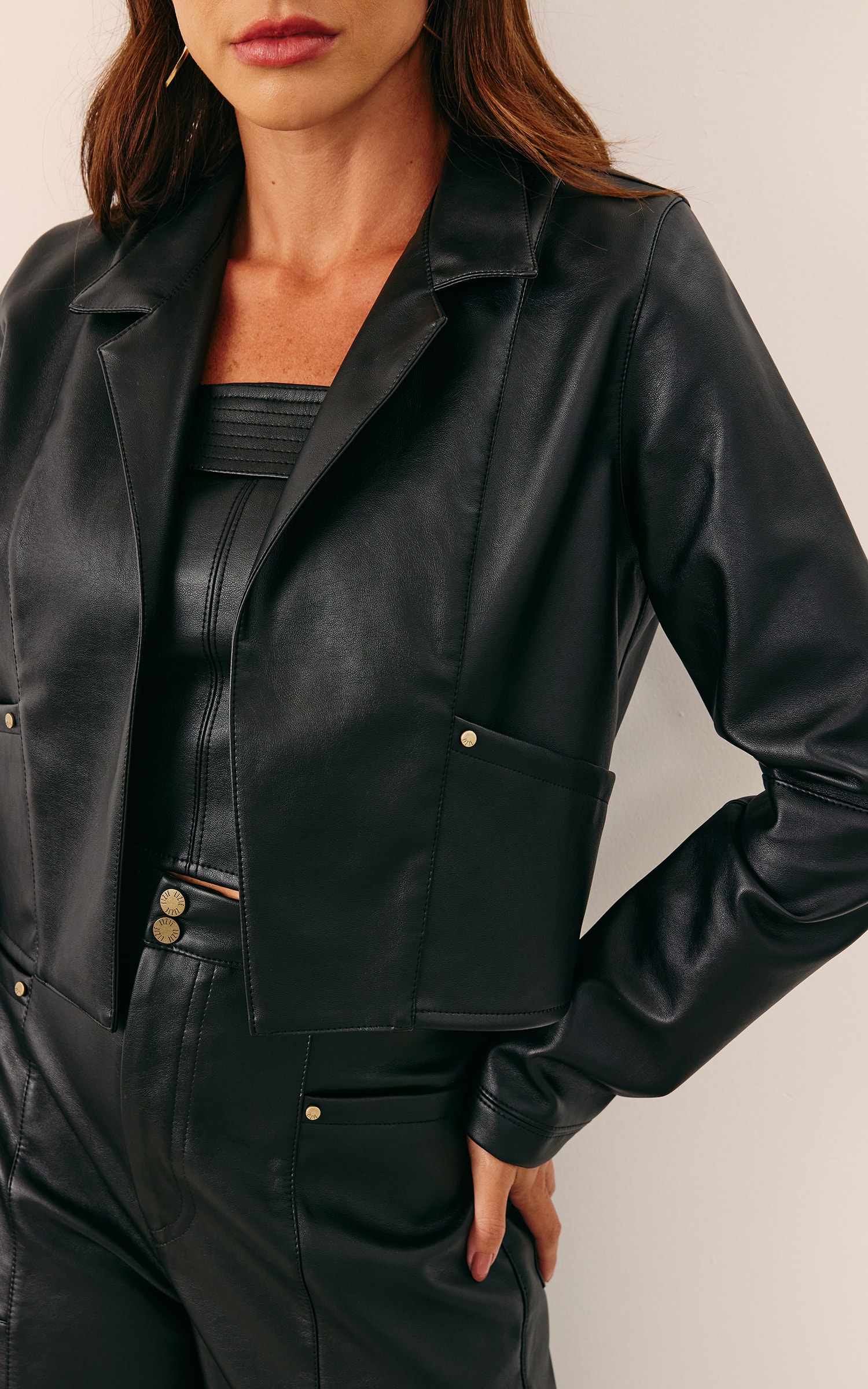 Blazer Like Leather Cropped Preto