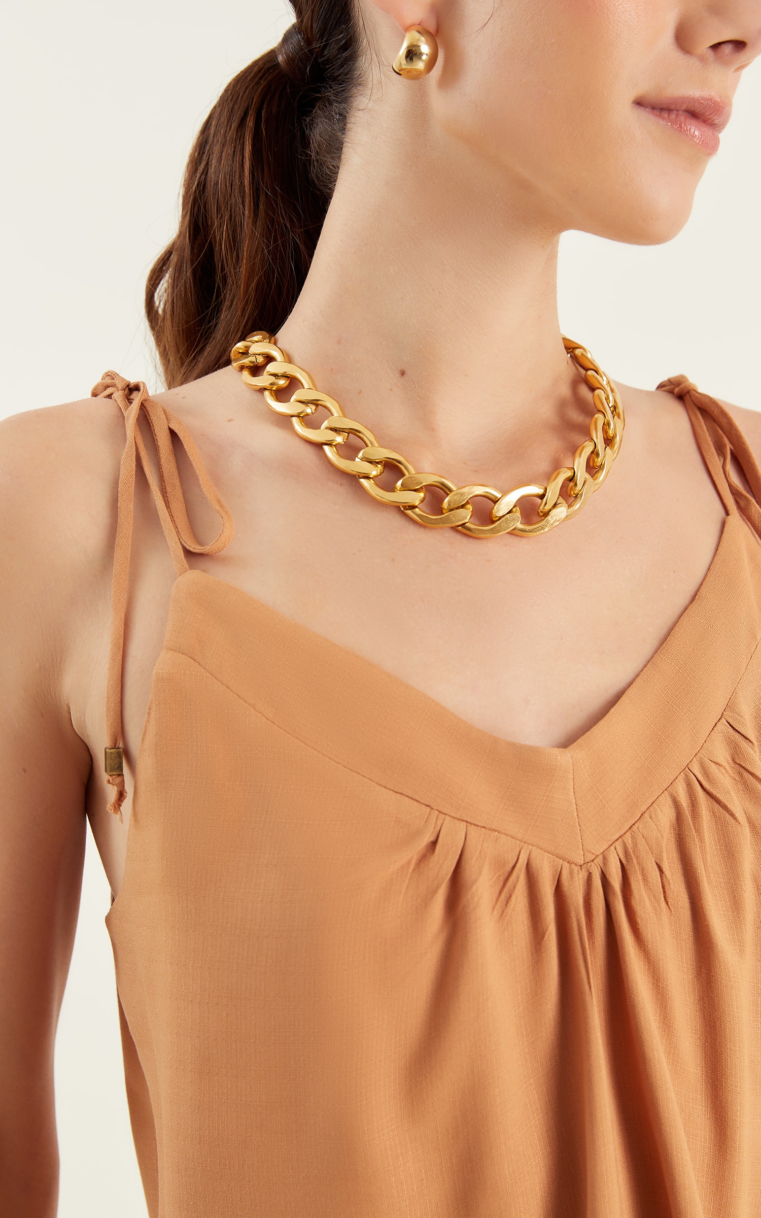Blusa Amarracao Essencial Amendoa