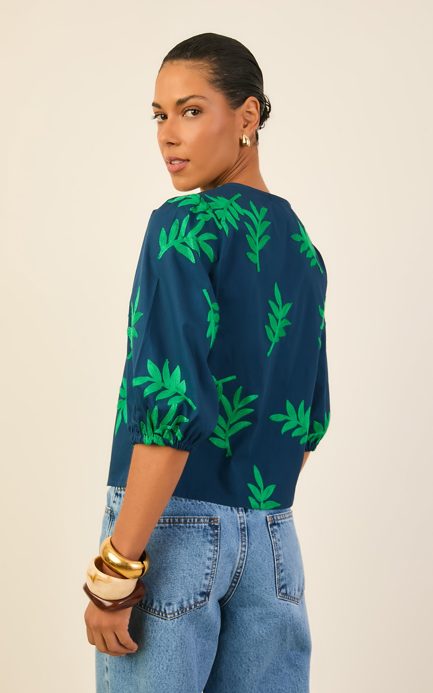 Blusa Art Detalhe Amarracao Marinho