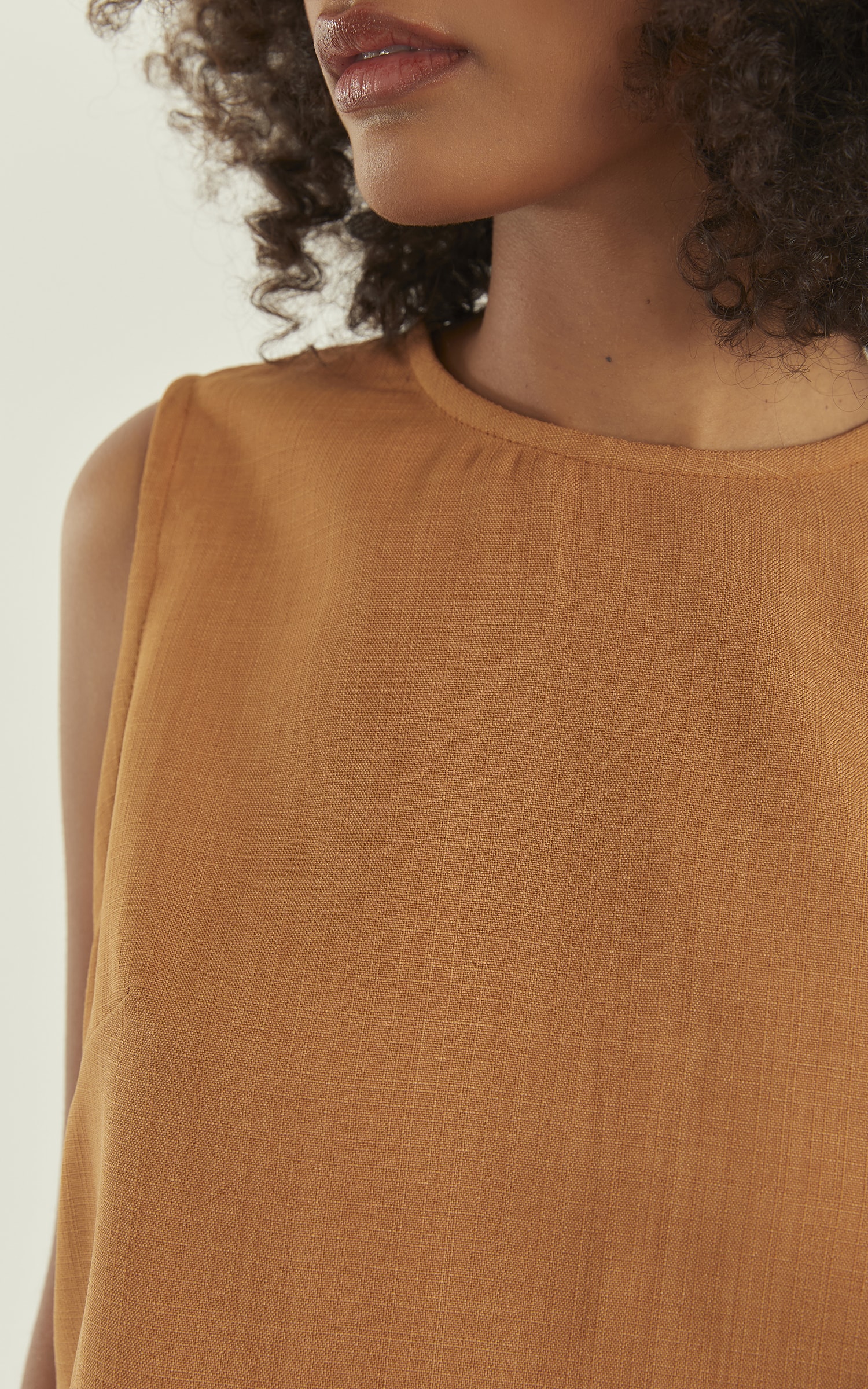 Blusa Aura Decote Canoa Cappuccino