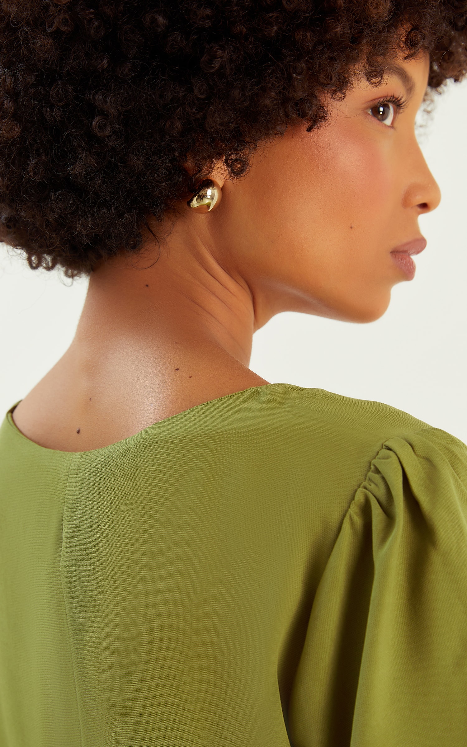 Blusa Basic Verde Militar