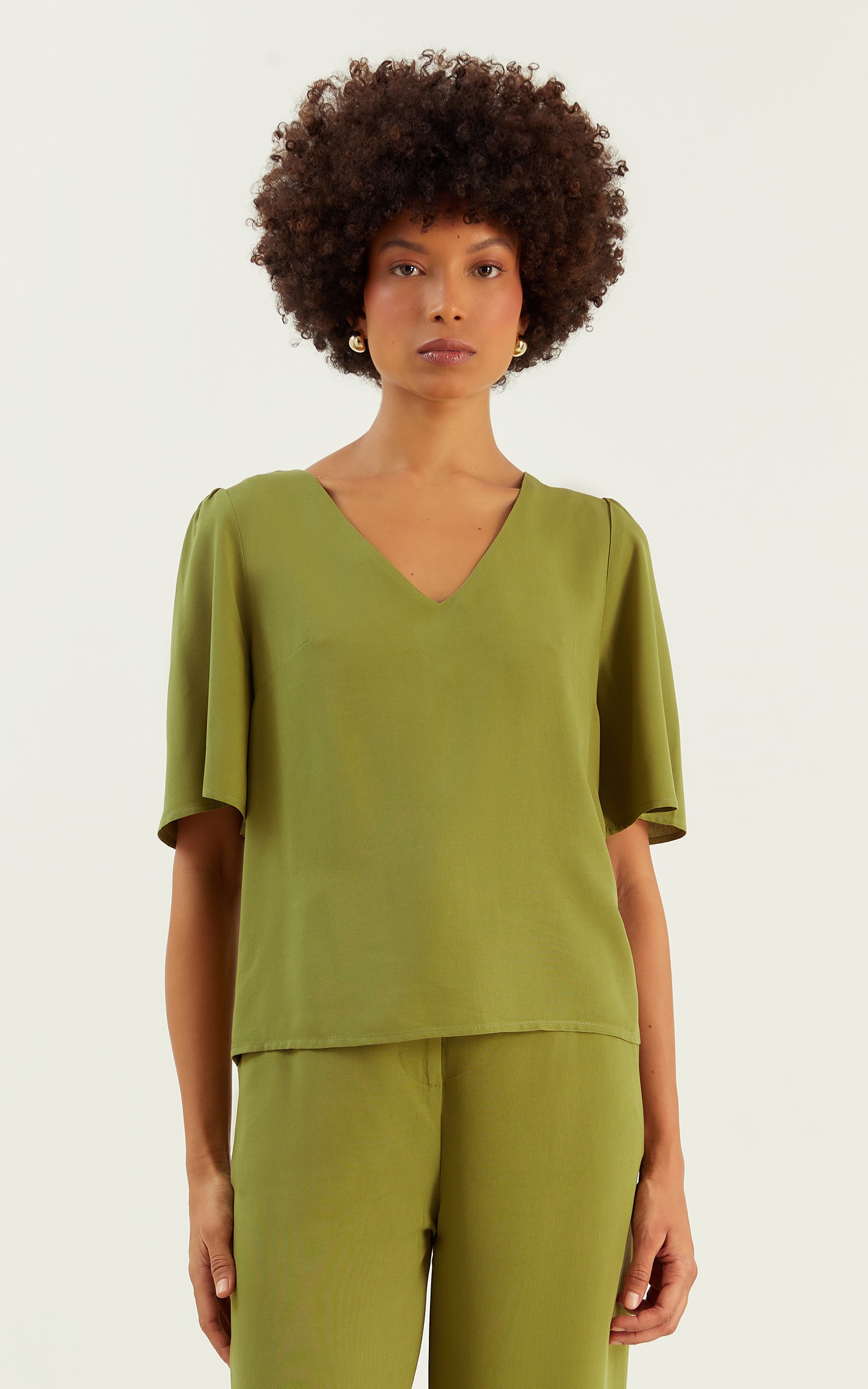Blusa Basic Verde Militar