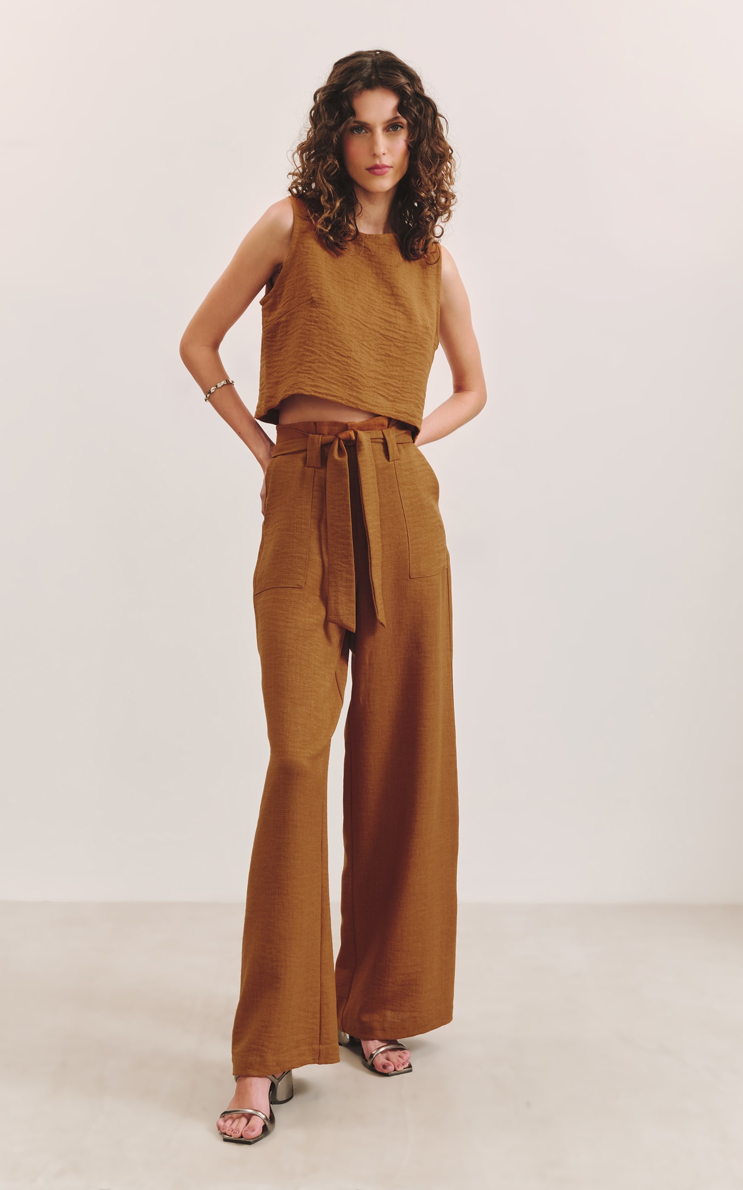 Blusa Basic Veron Caqui