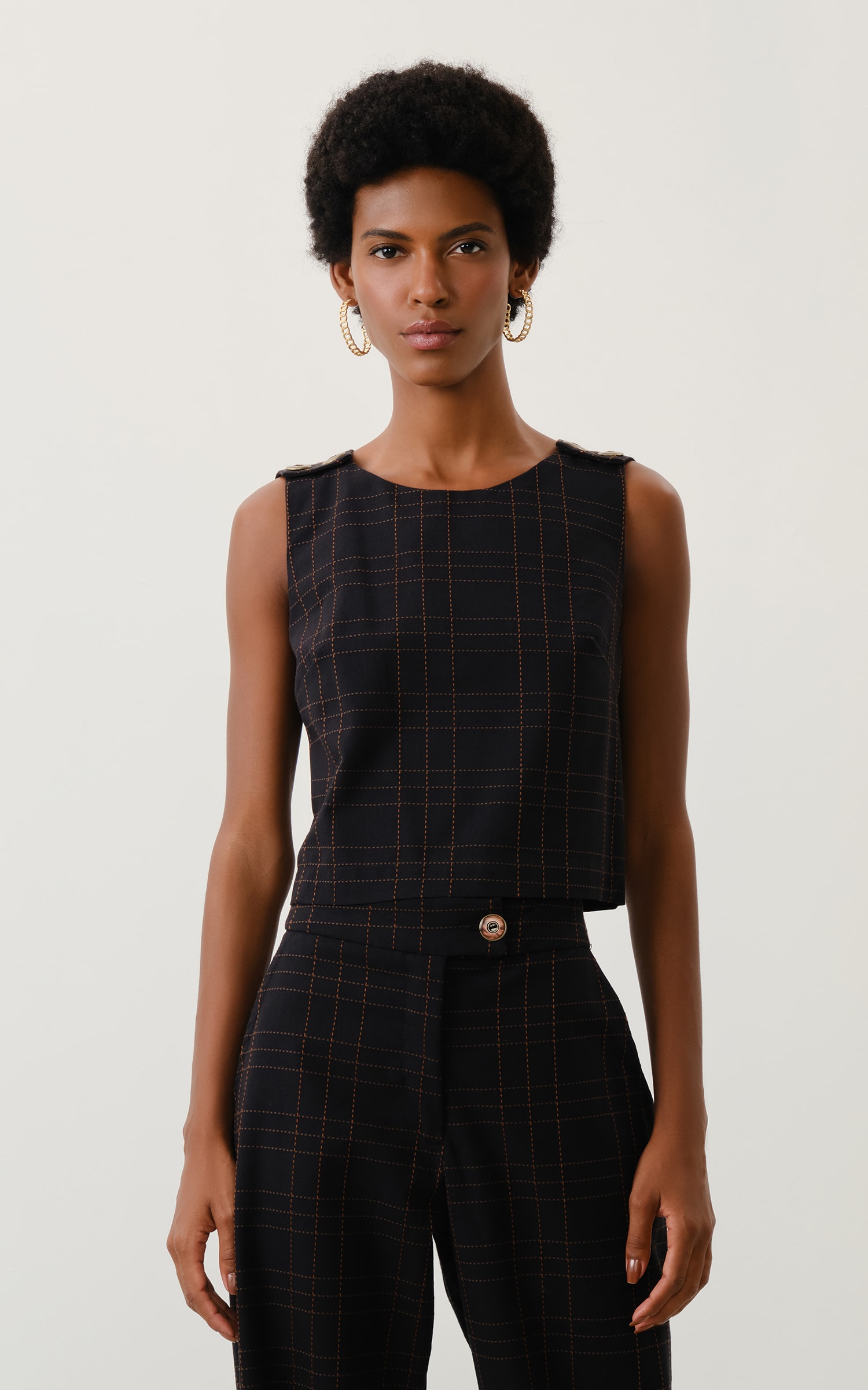 Blusa Canela Detalhe Botoes Preto
