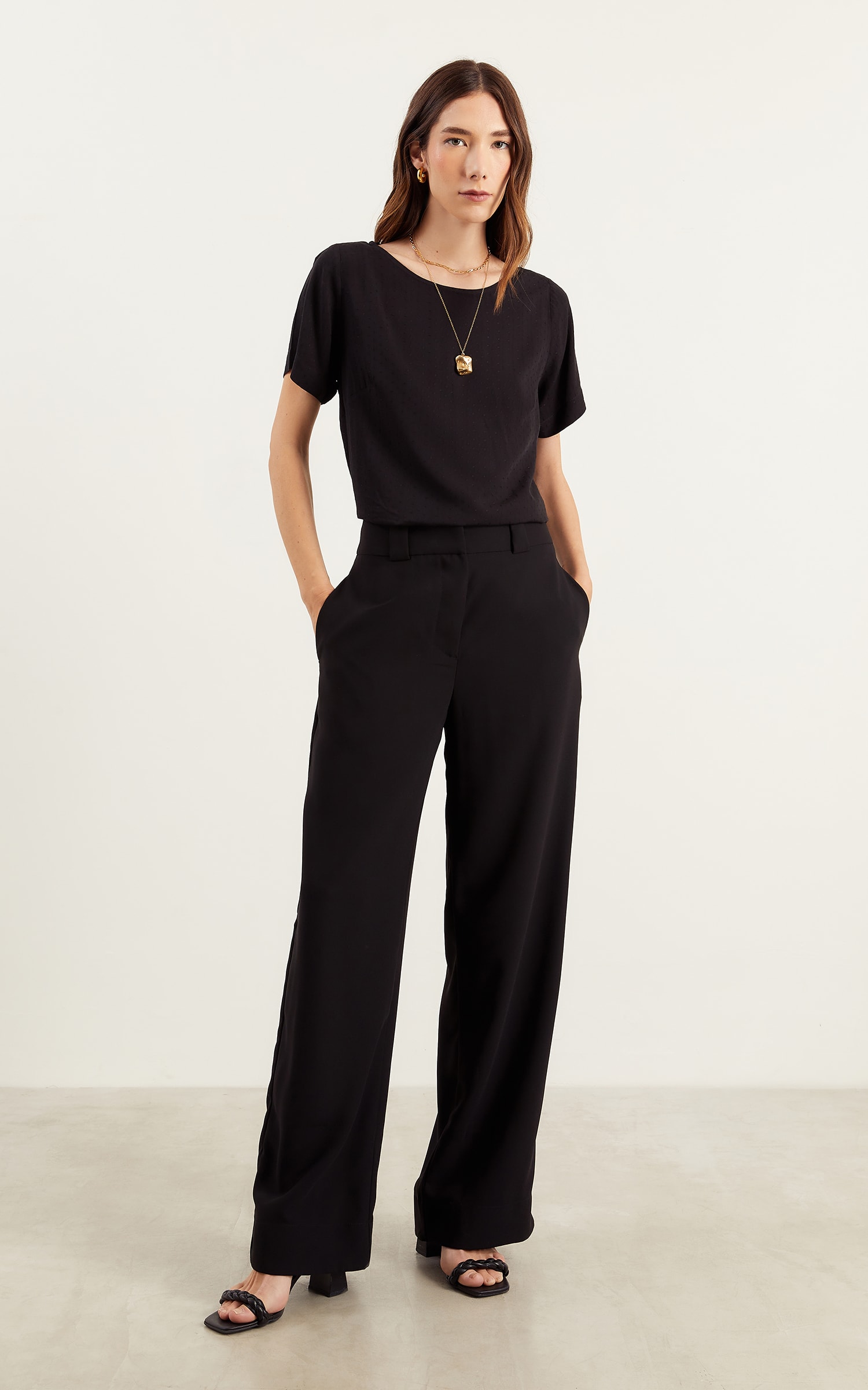 Blusa Com Manga Magnetado Preto