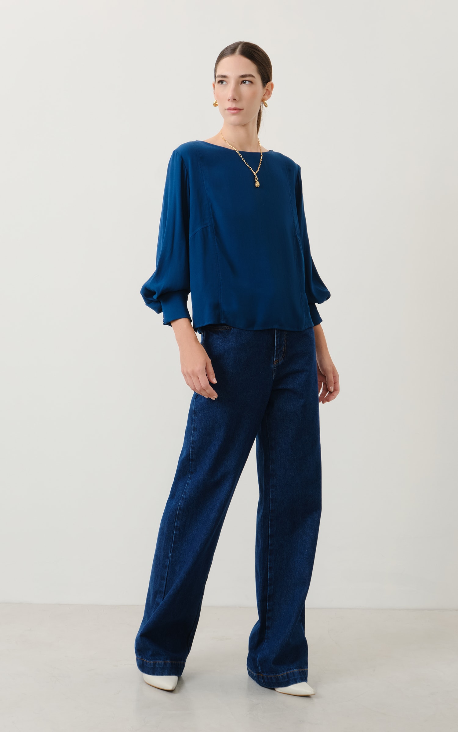 Blusa Decote Canoa River Cobalto