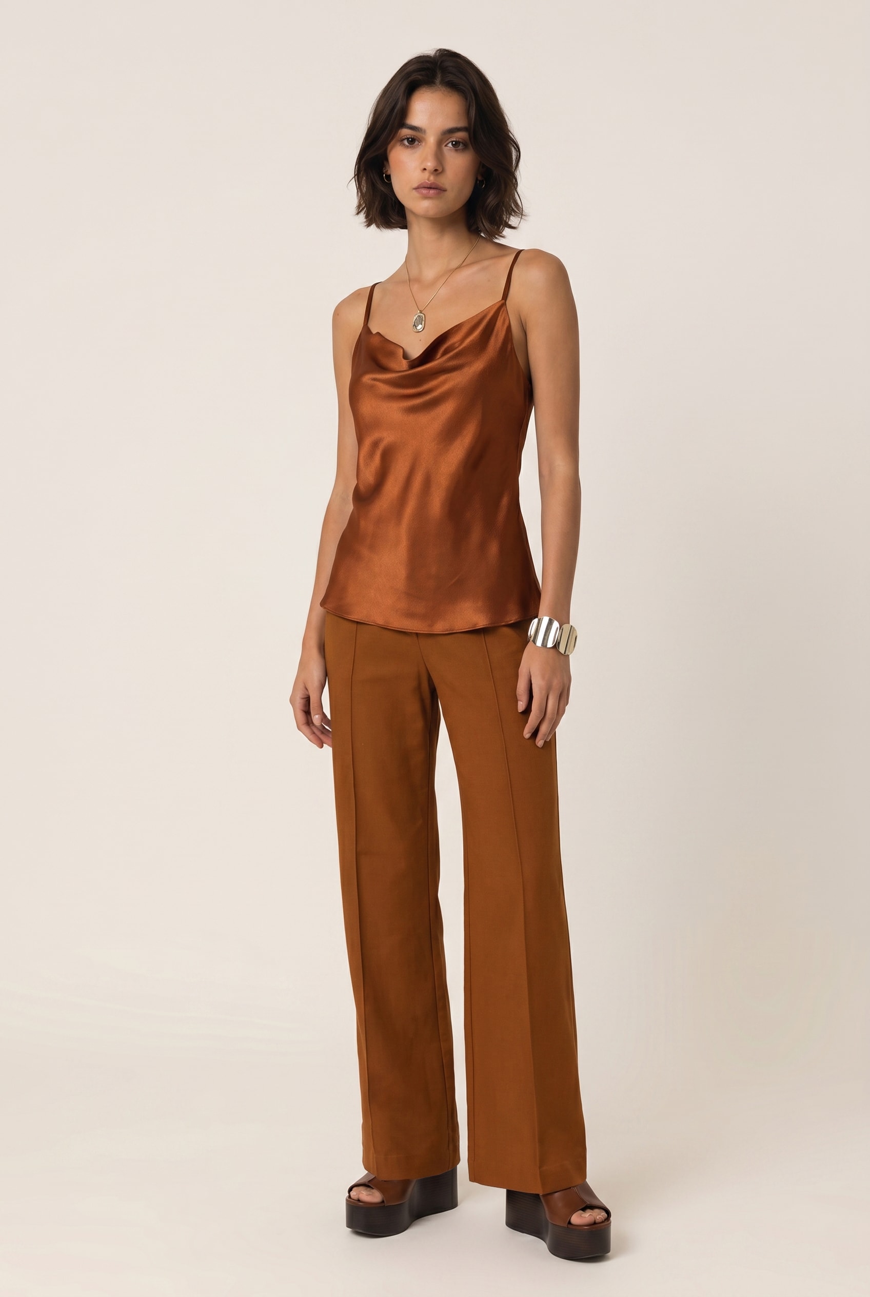Blusa Degage Satin Caramelo