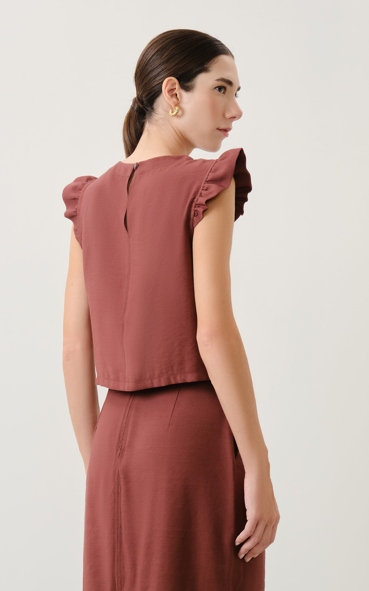 Blusa Detalhe Babado Amaranto Chocolate