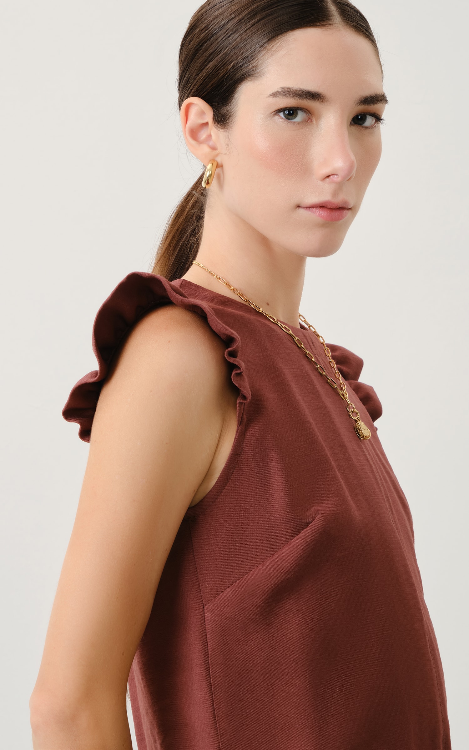 Blusa Detalhe Babado Amaranto Chocolate