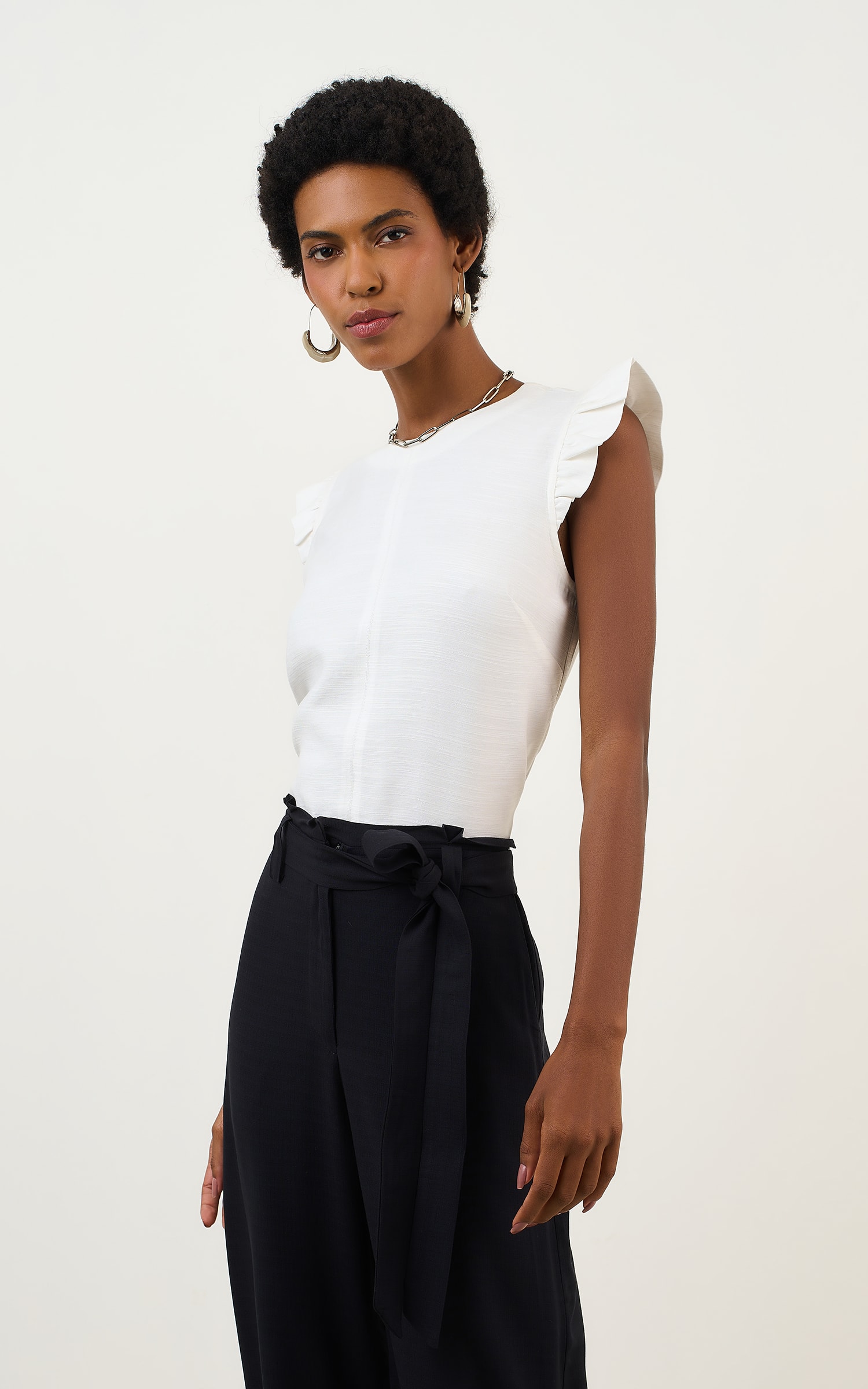 Blusa Detalhe Babado Amaranto Off White