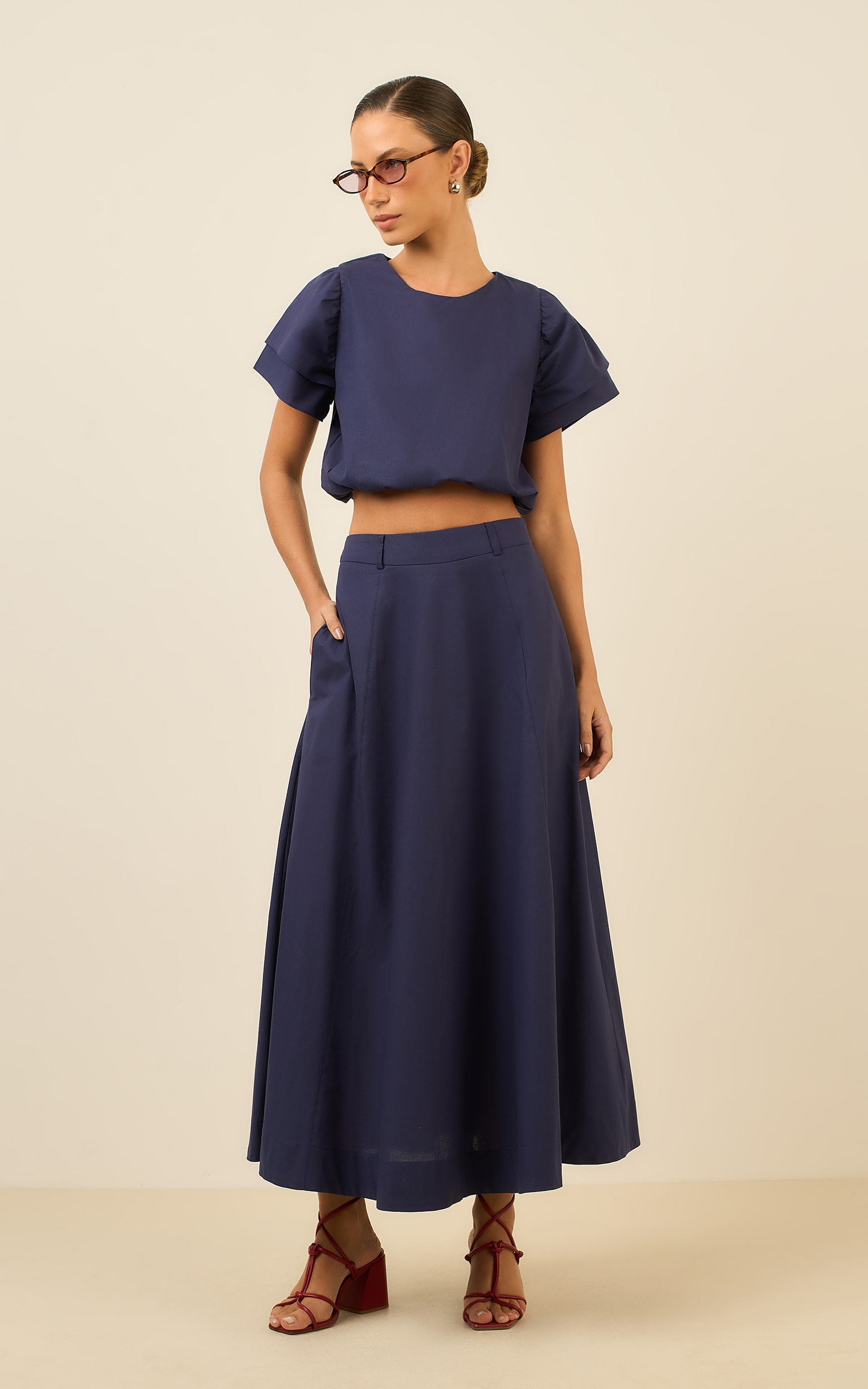 Blusa Detalhe Manga Poetic Marinho