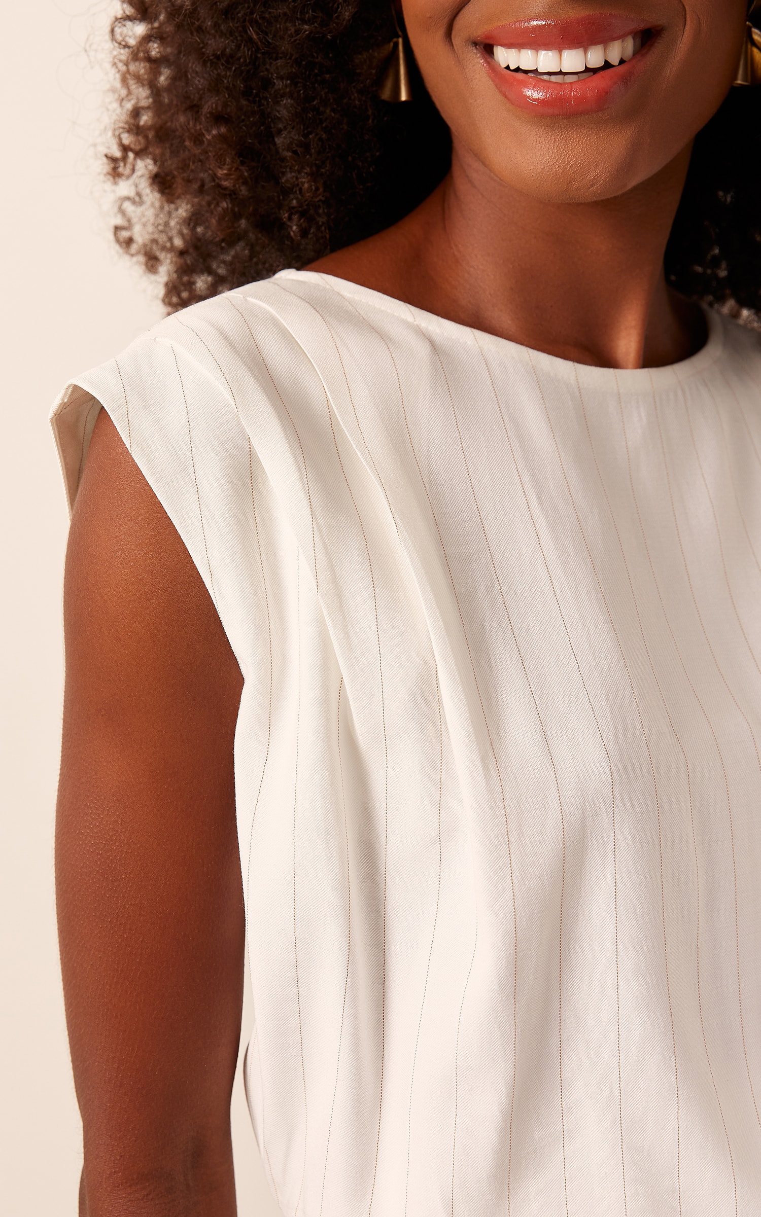 Blusa Elemento Básica Off White