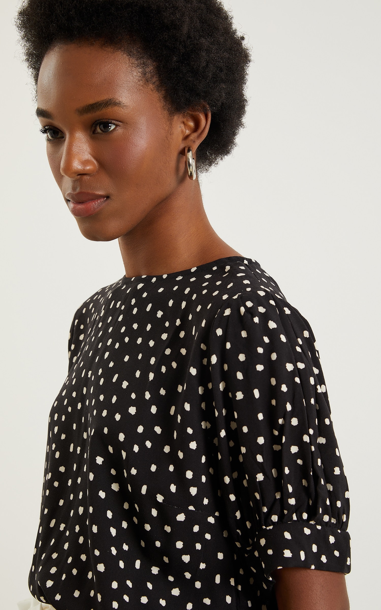 Blusa Gloss Manga Bufante Preto