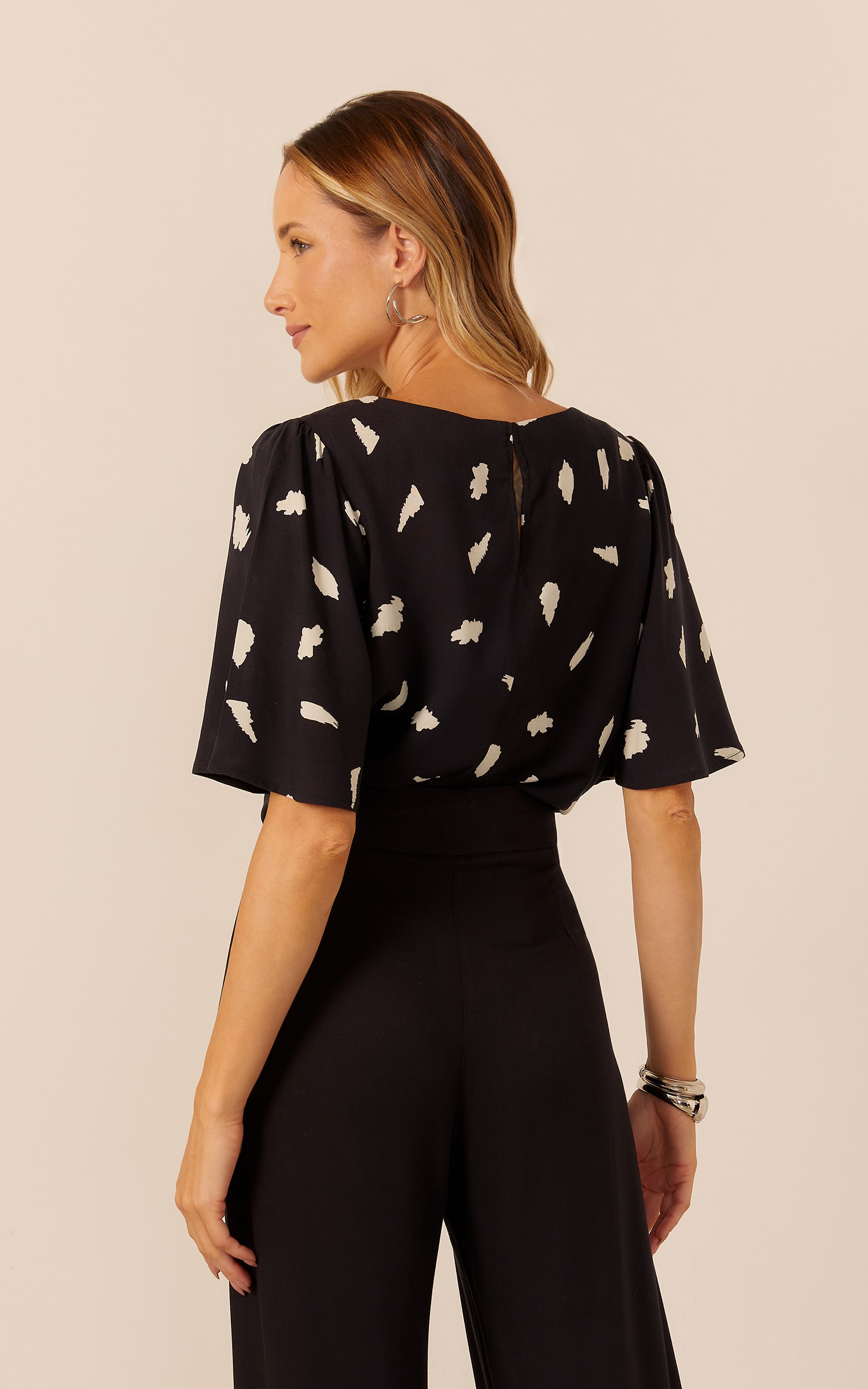 Blusa Íris Manga Sino Preto