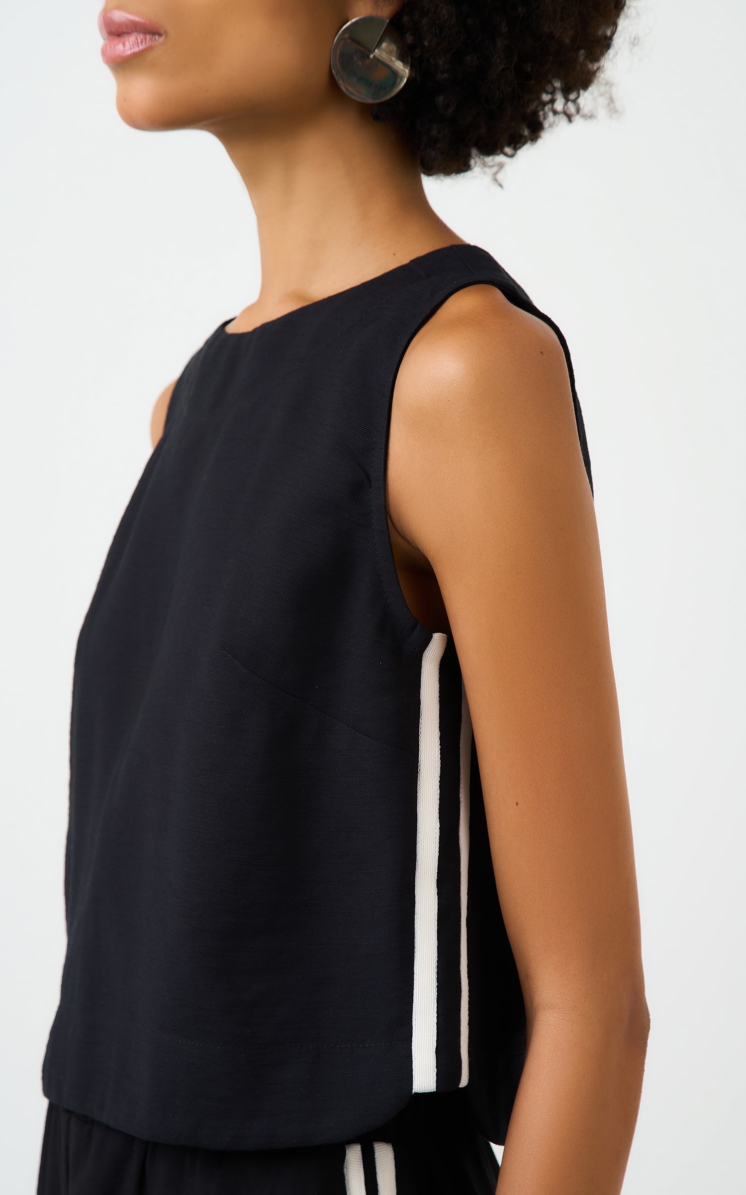 Blusa Listra Lateral Game Preto