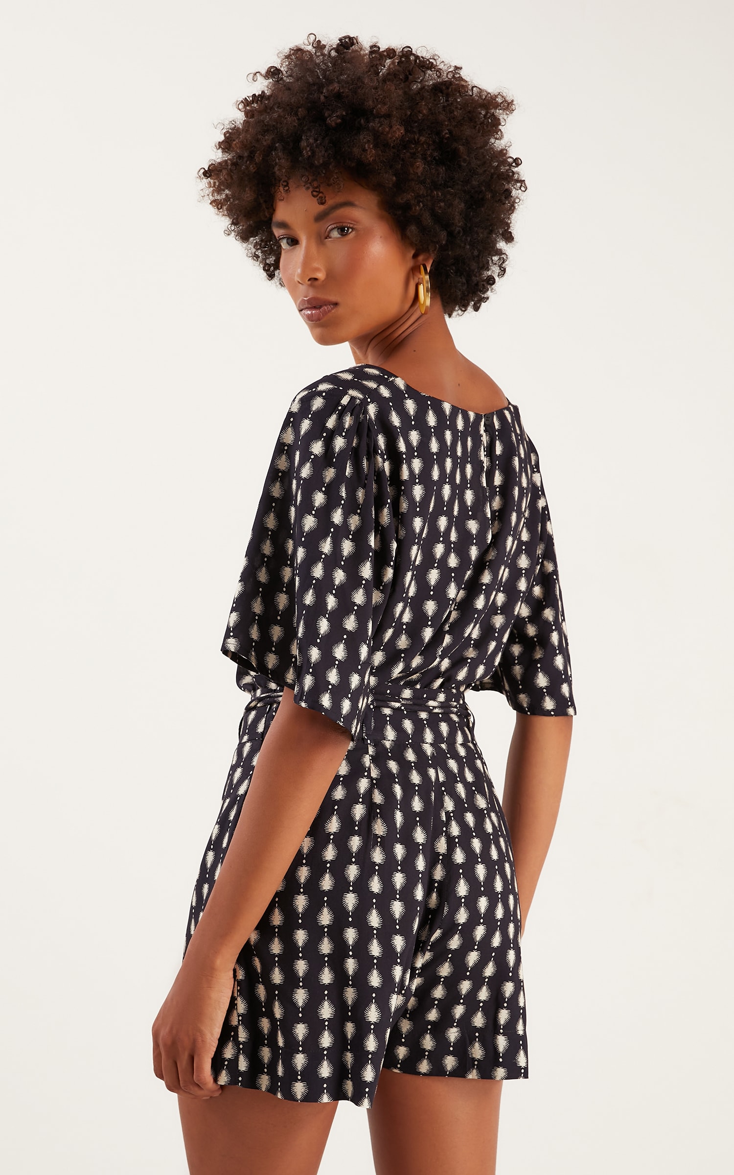 Blusa Luar Manga Preto