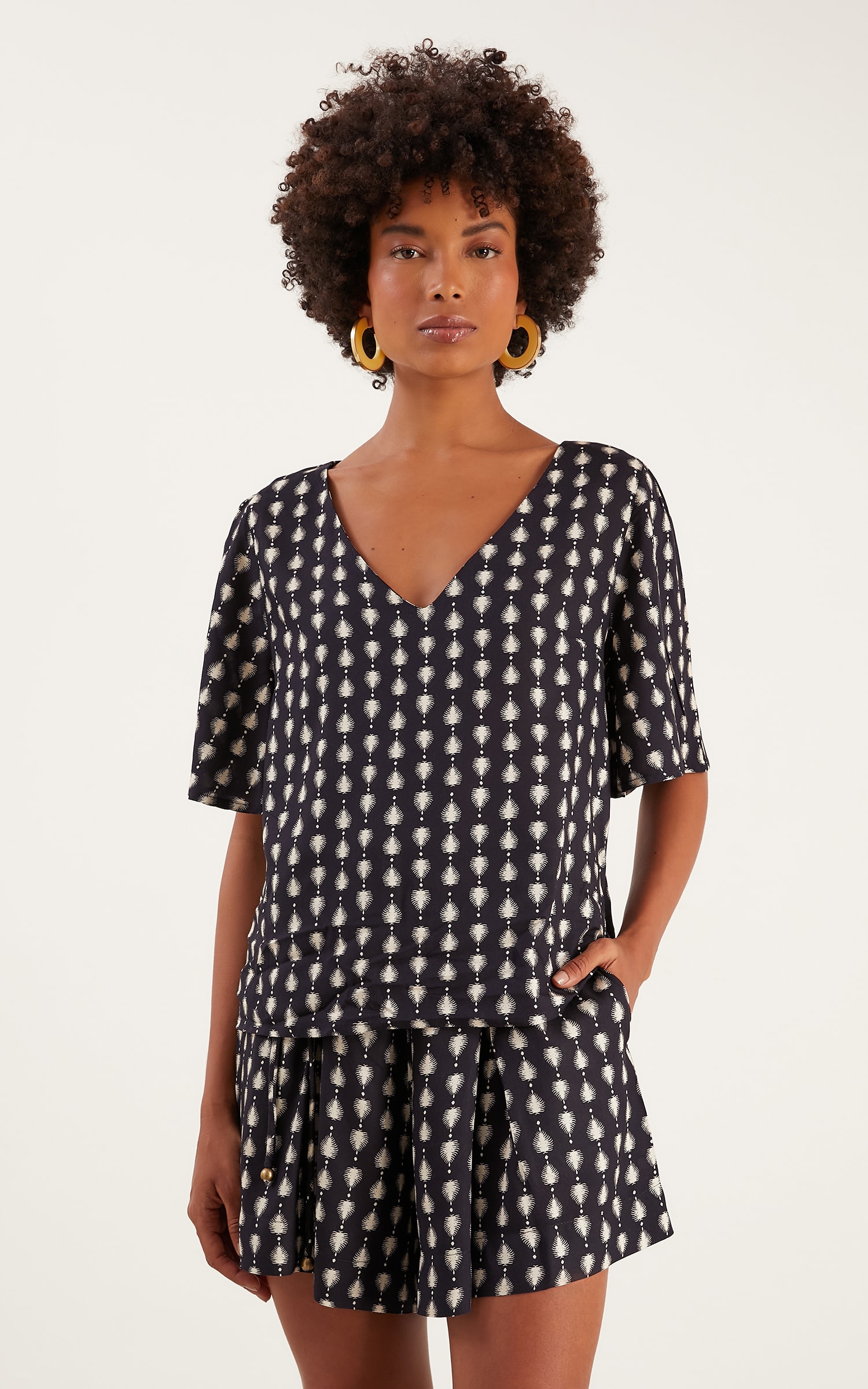 Blusa Luar Manga Preto