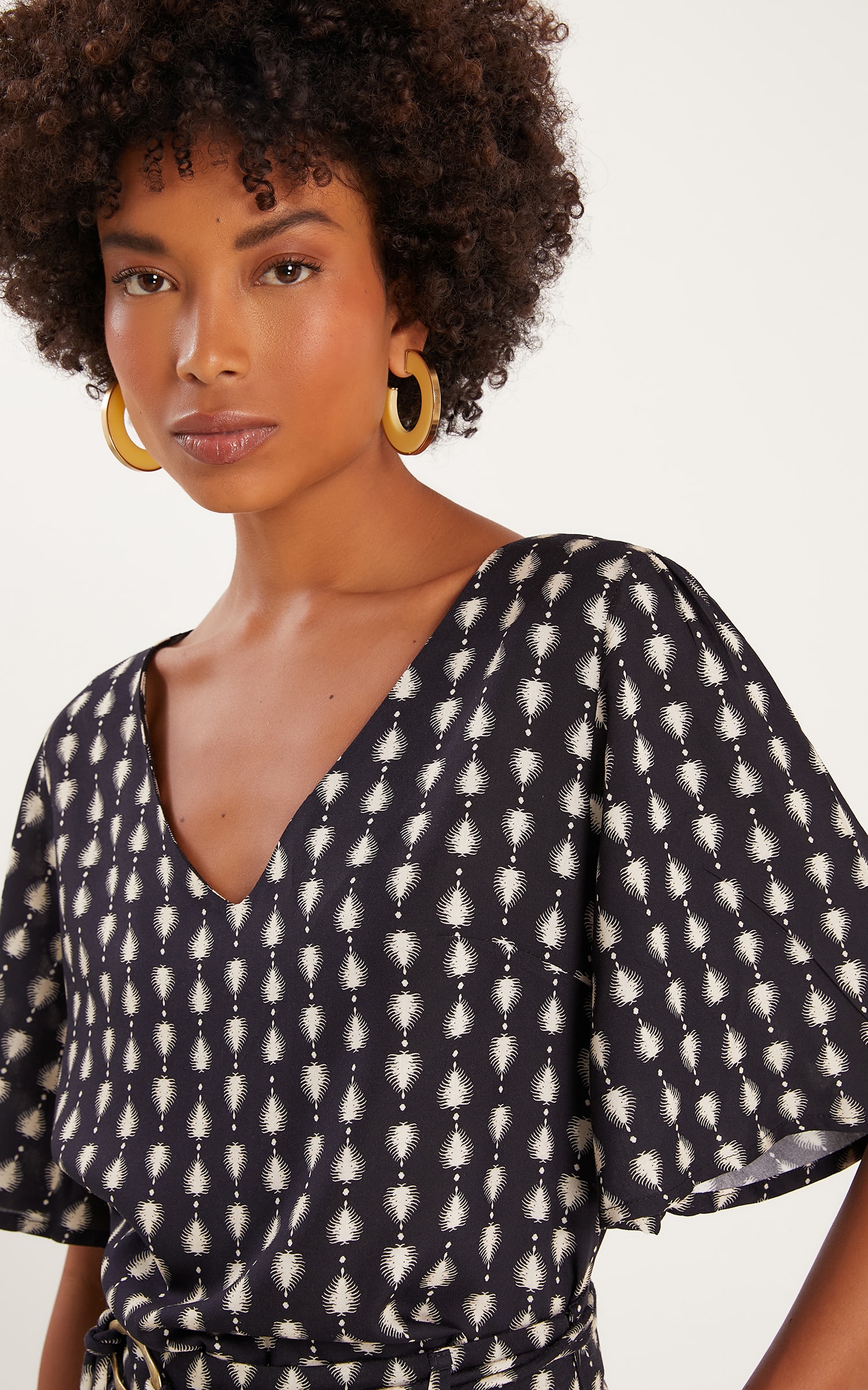 Blusa Luar Manga Preto