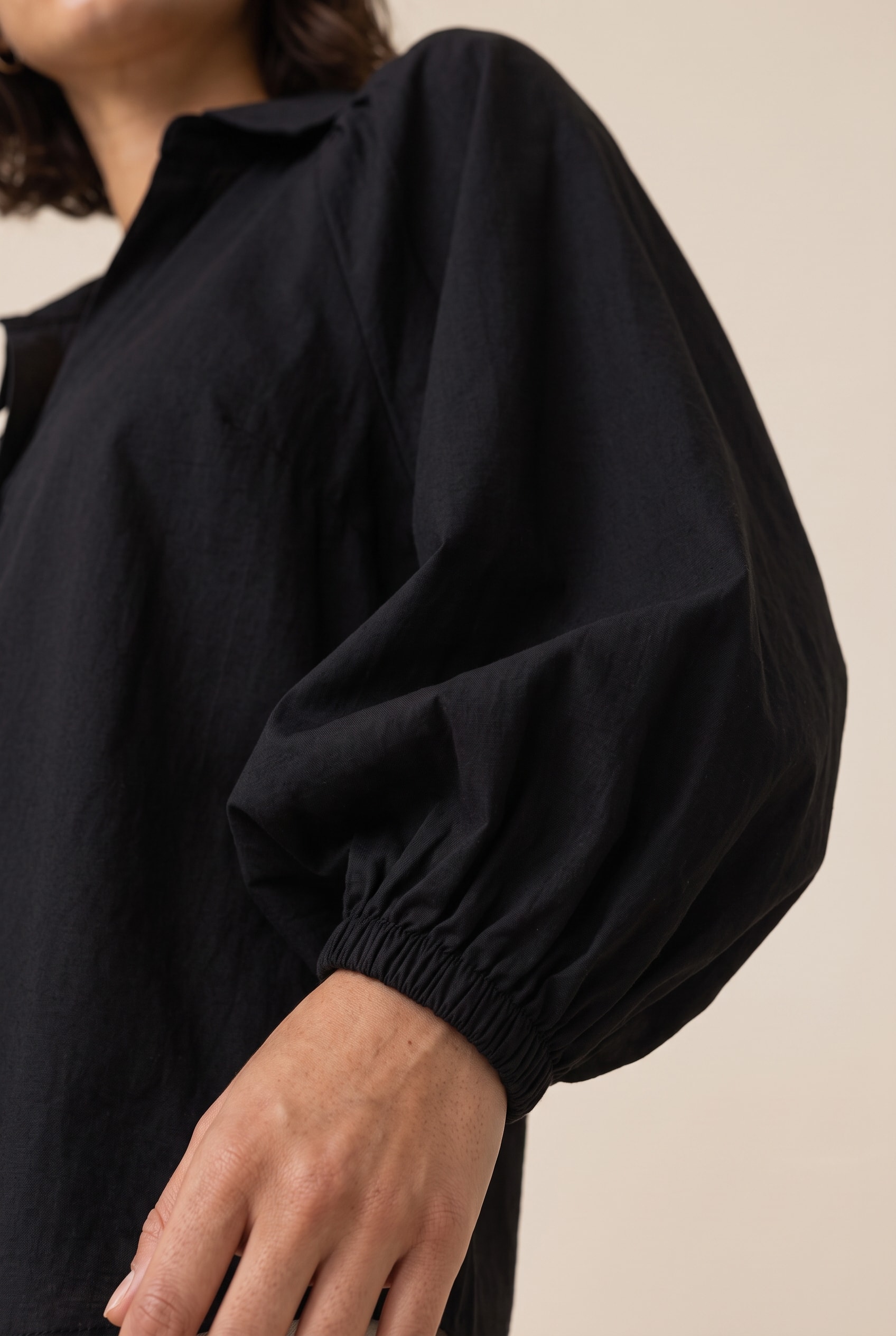 Blusa Manga Balone Preto