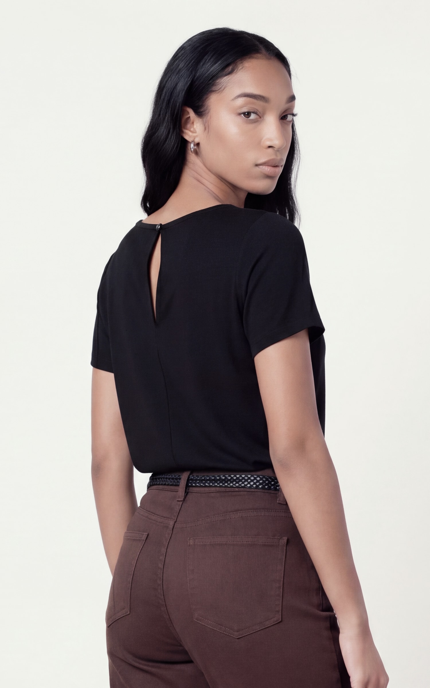 Blusa Manga Curta Basic Preto