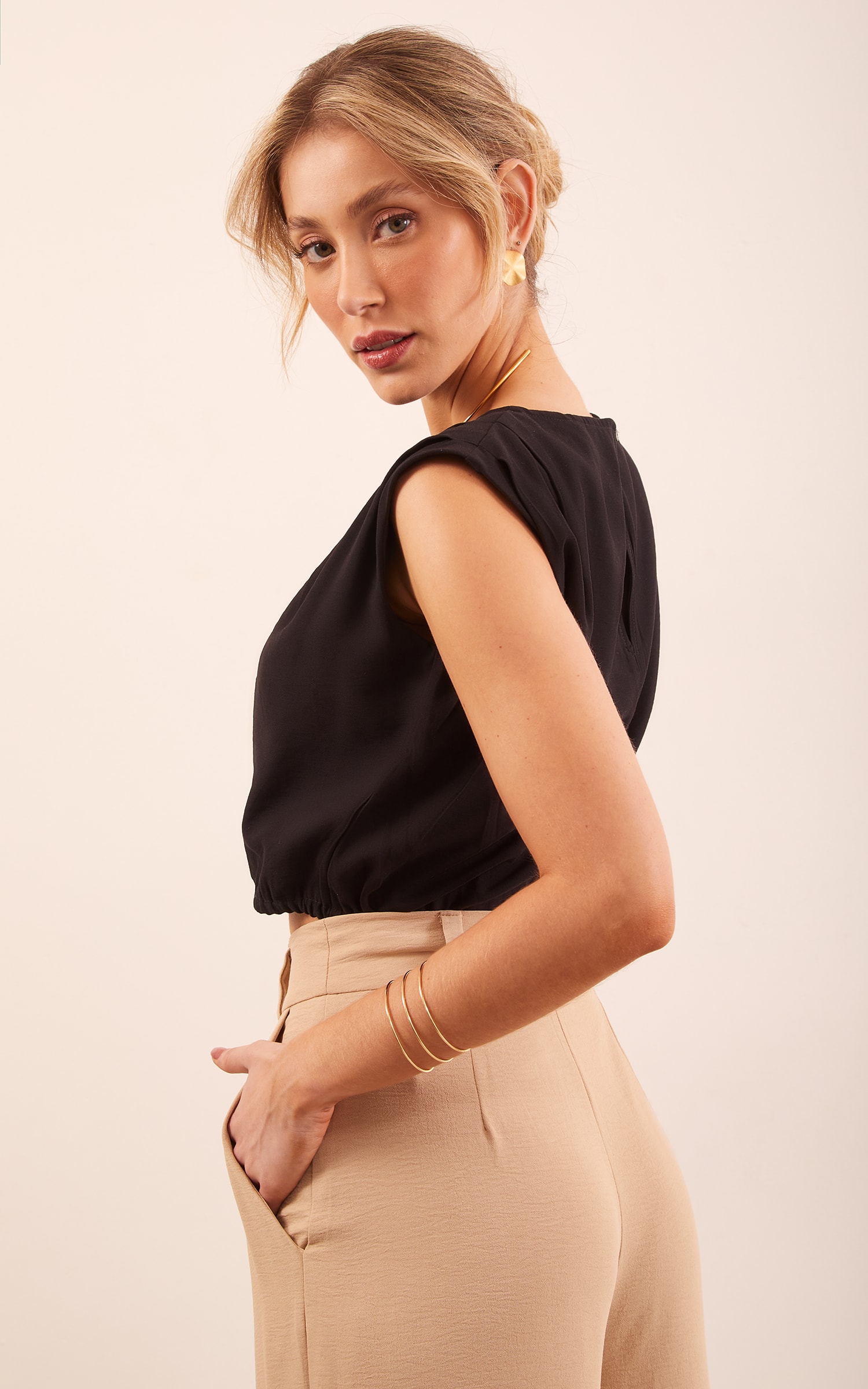  Blusa Moove Preto
