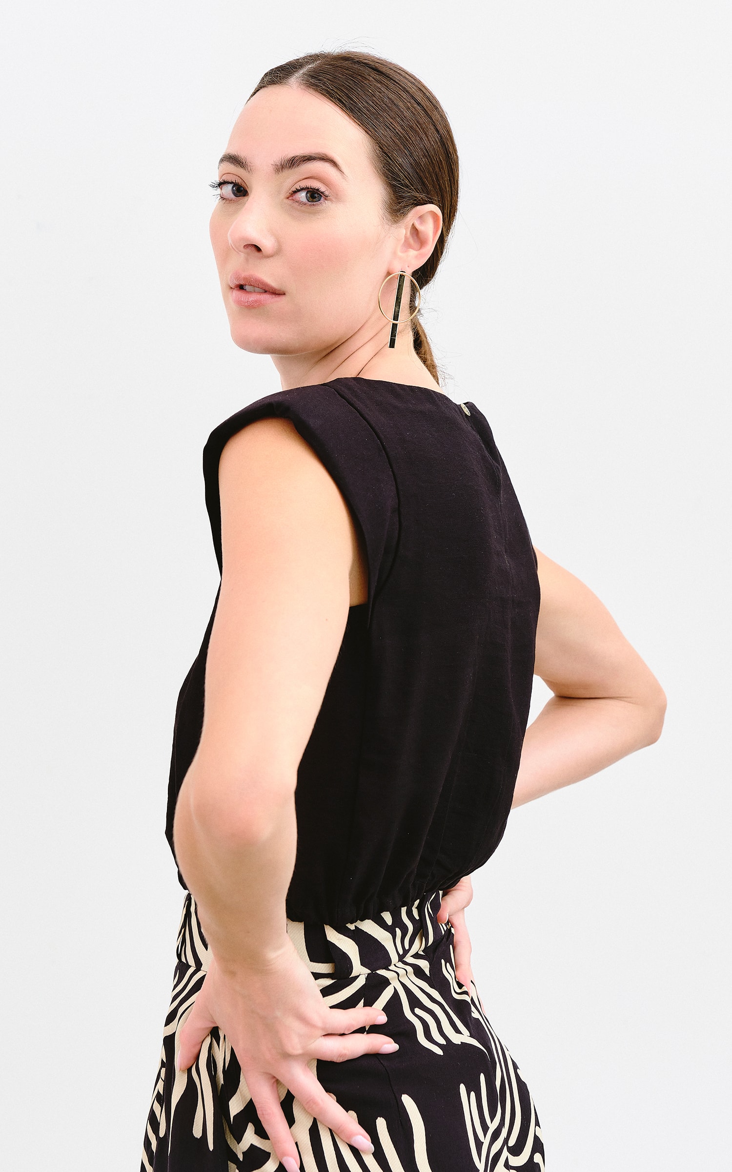 Blusa Ombreira Ny Preto