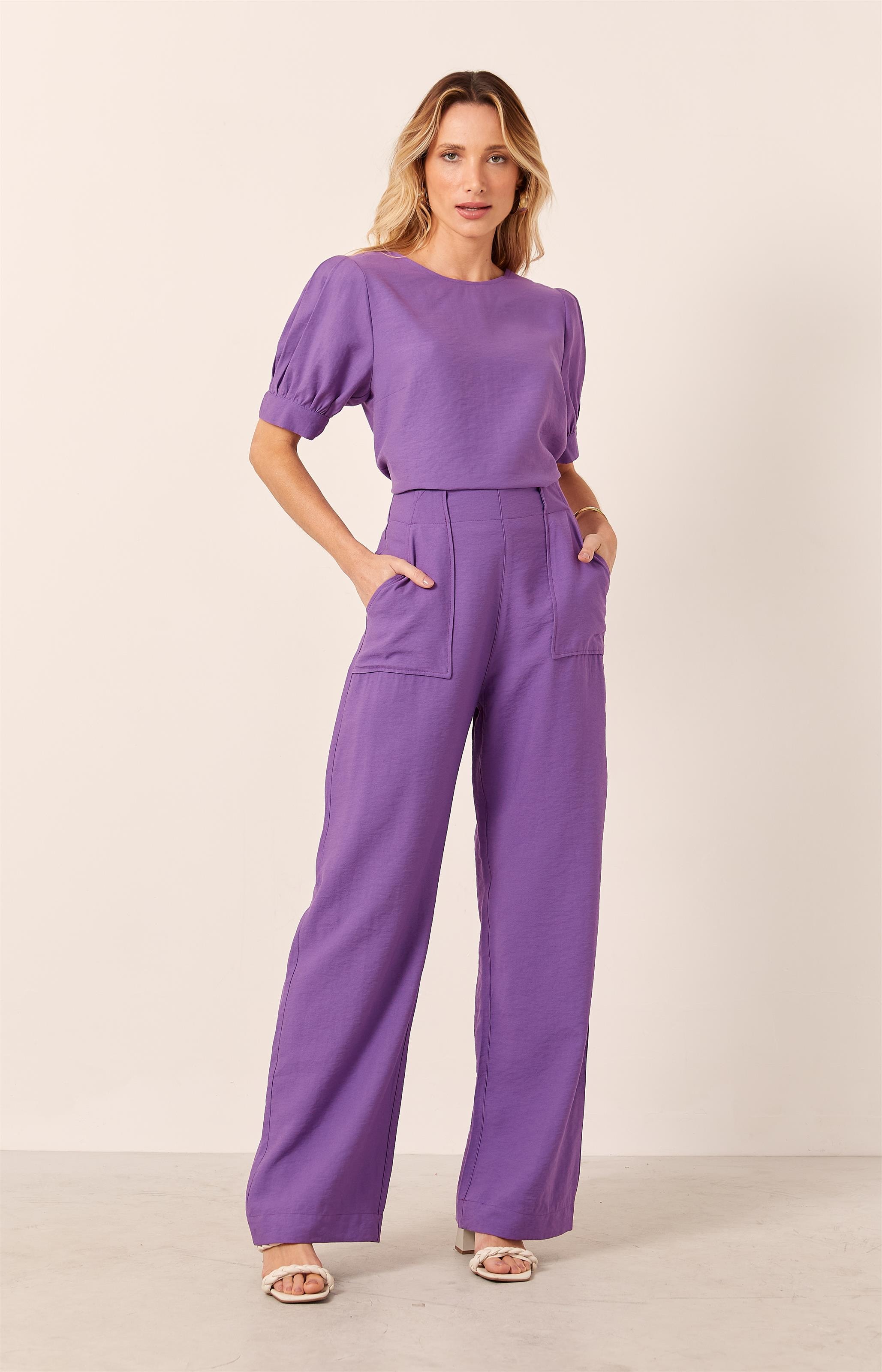 Blusa Pérola Manga Curta Com Prega Roxo