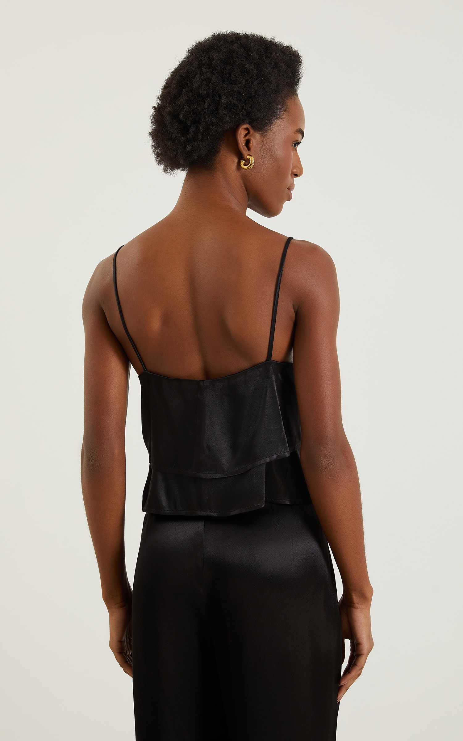 Blusa Pétala Camadas Preto
