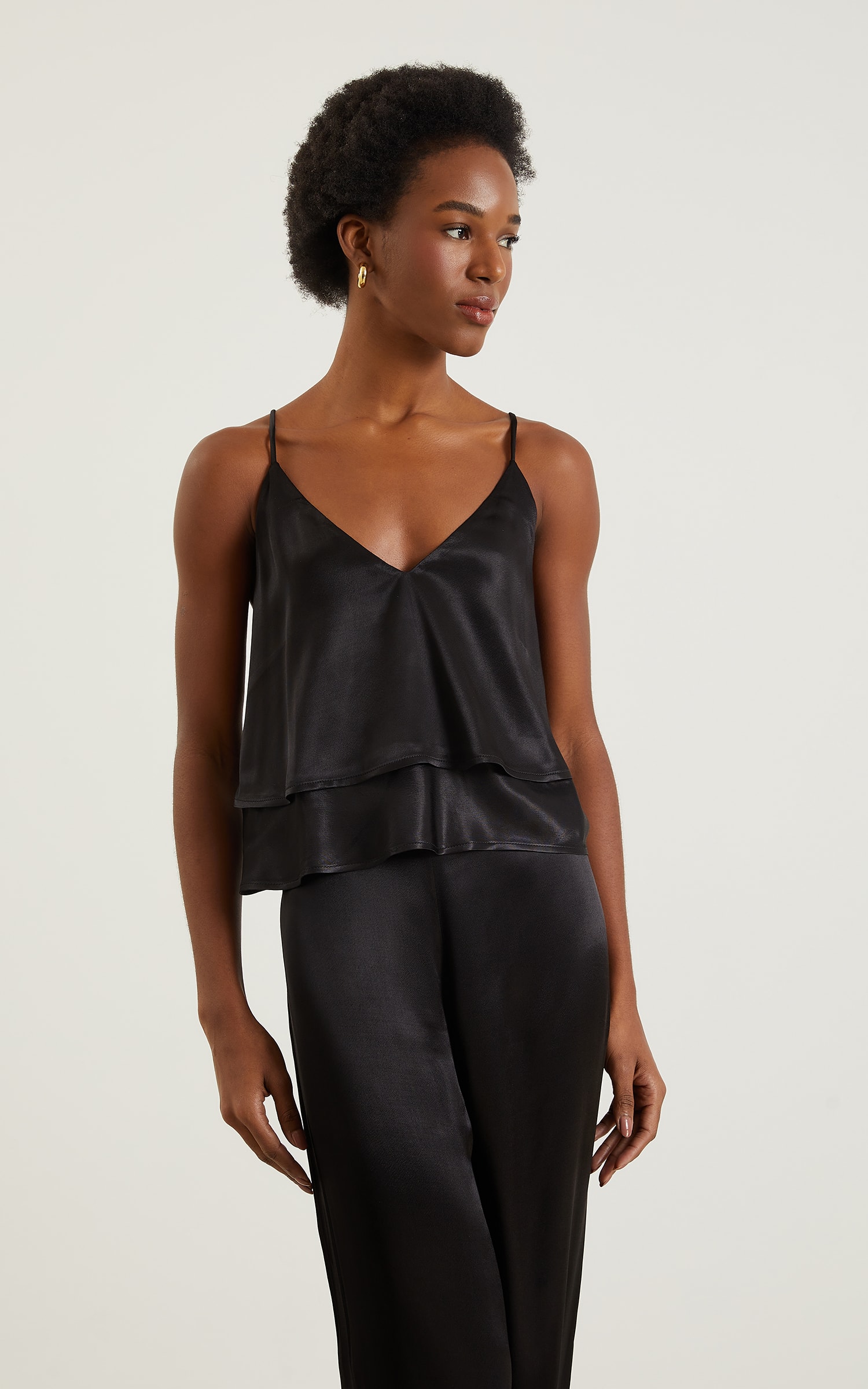 Blusa Pétala Camadas Preto