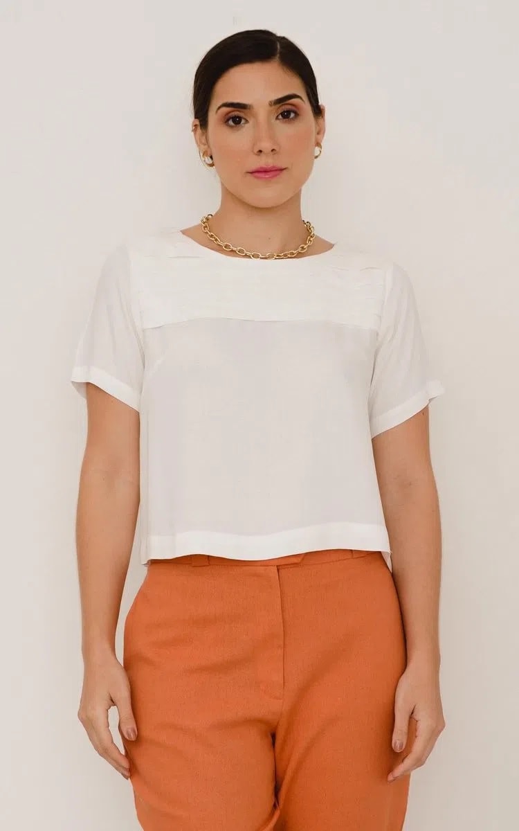 Blusa Pregas Alma Off White