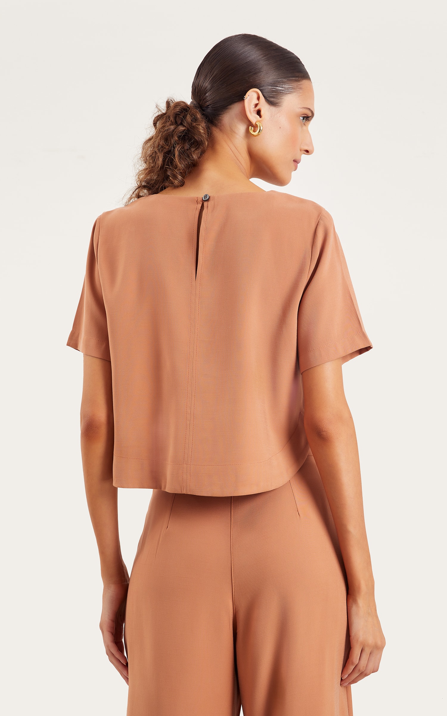 Blusa Pureza Fraldada Amendoa
