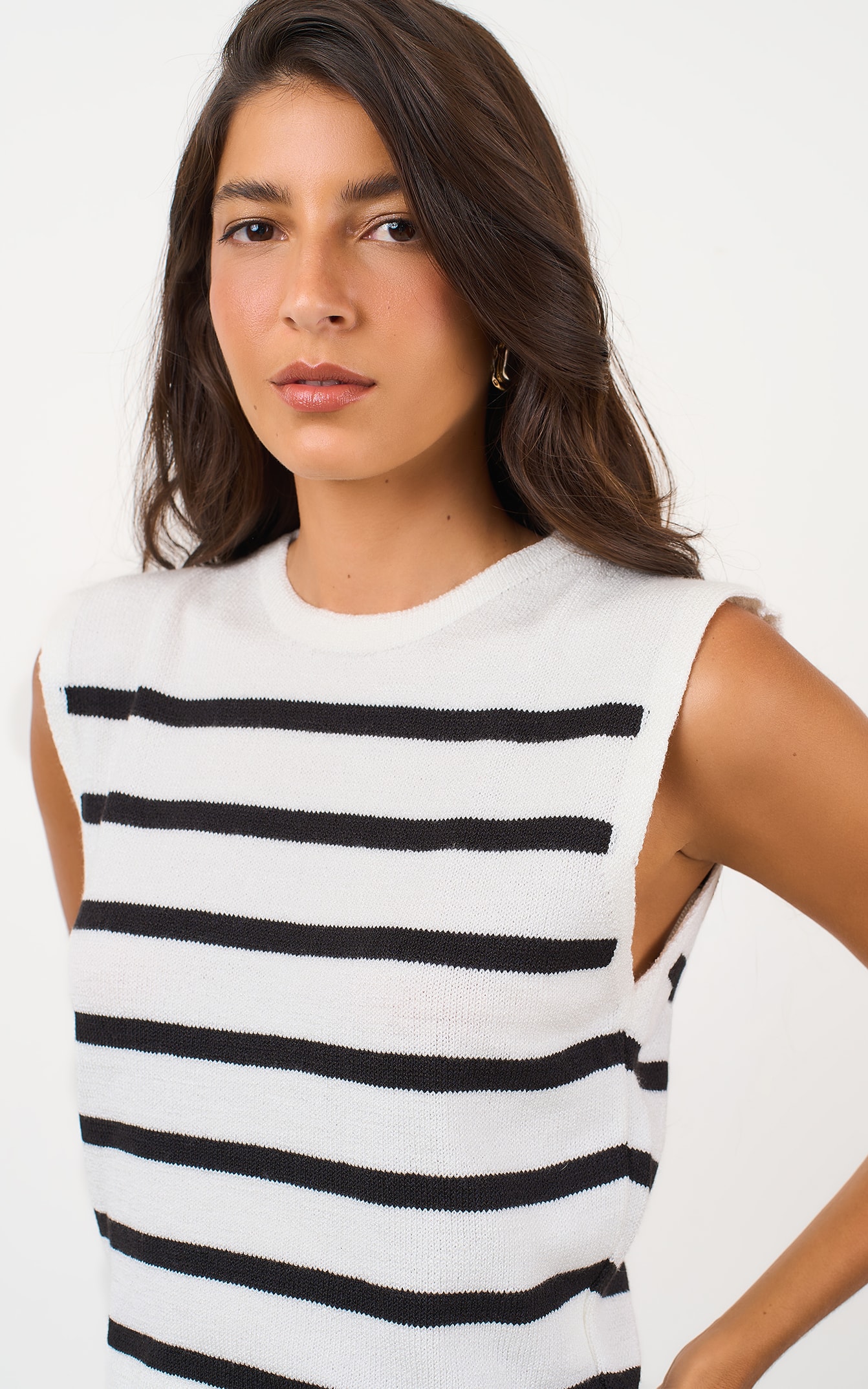 Blusa Quadrada Tricot Listra Off e Preto