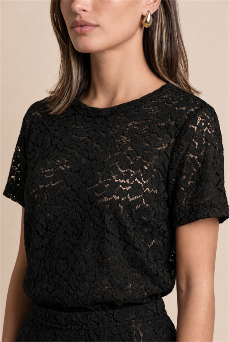 Blusa Renda Sessions Preto