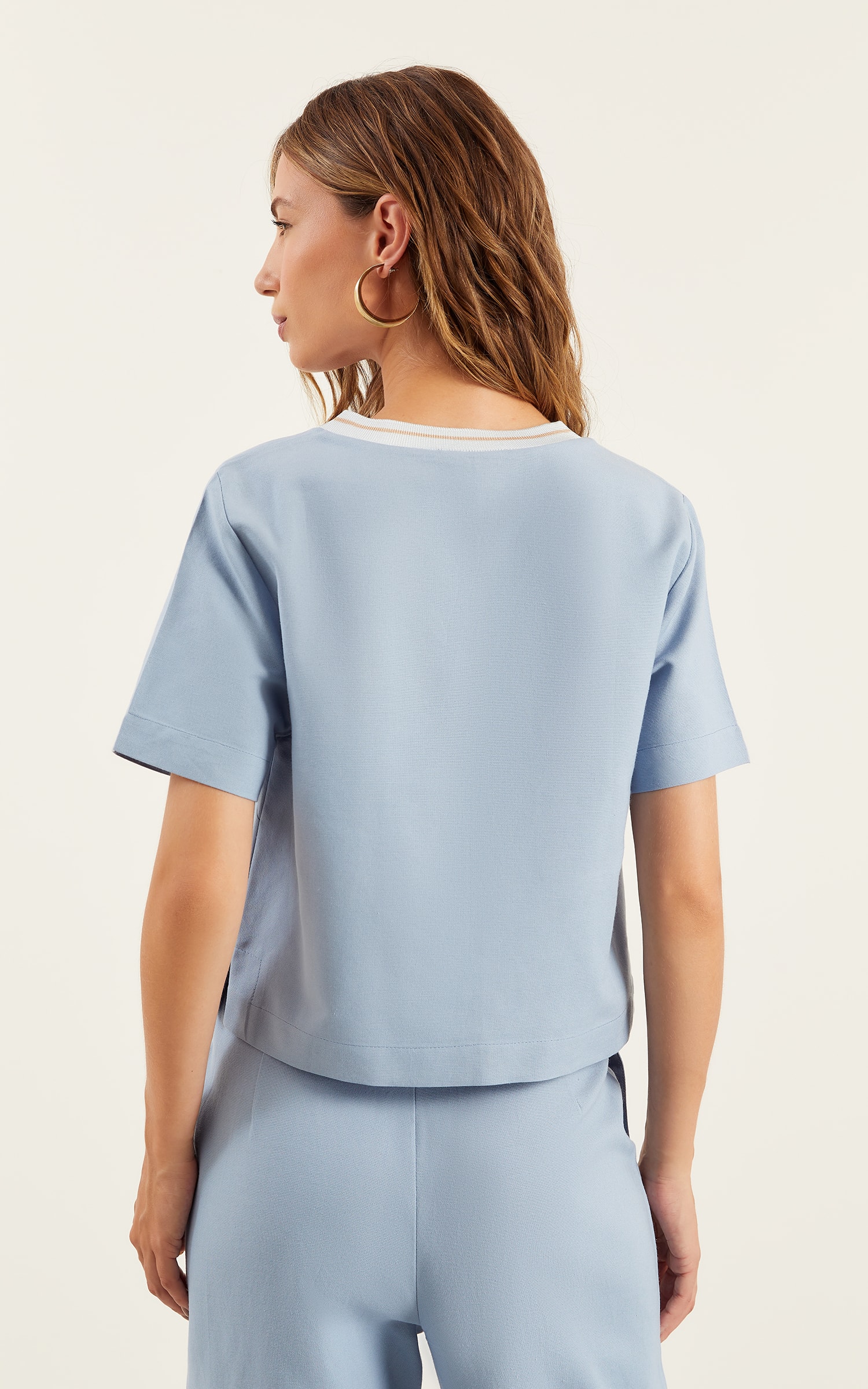 Blusa Retilinea Lake Azul Ceu