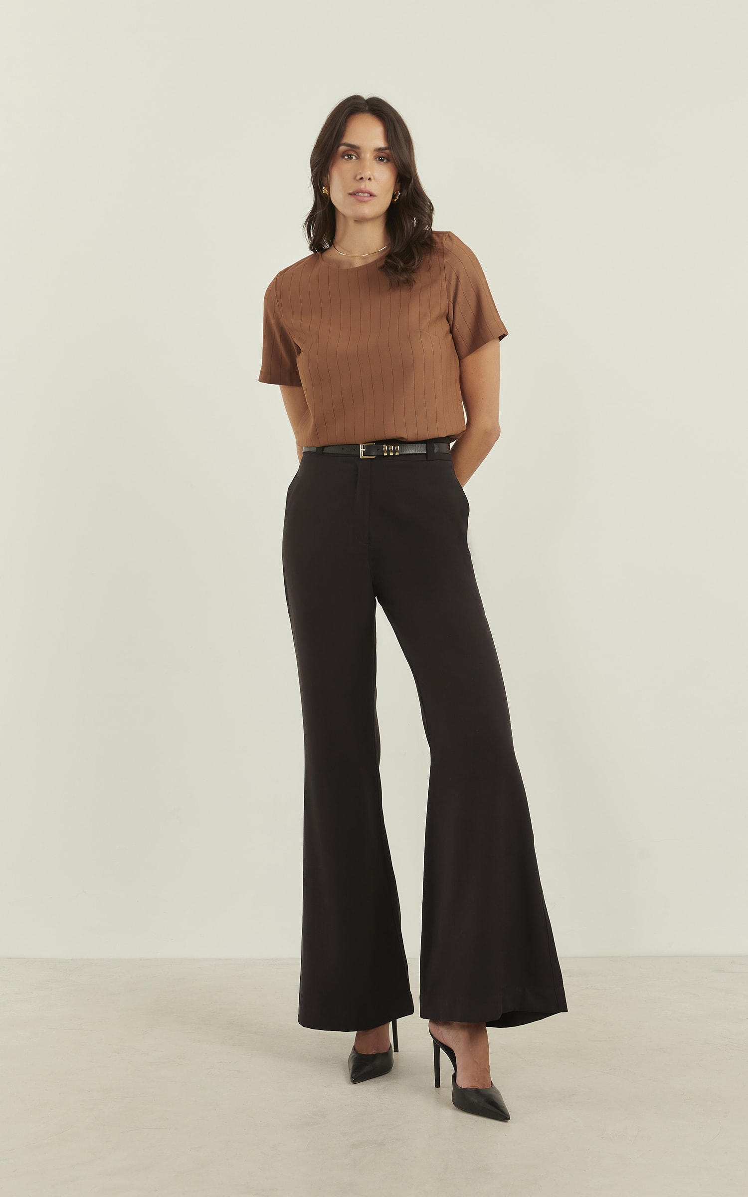 Blusa Risca de Giz Marrom