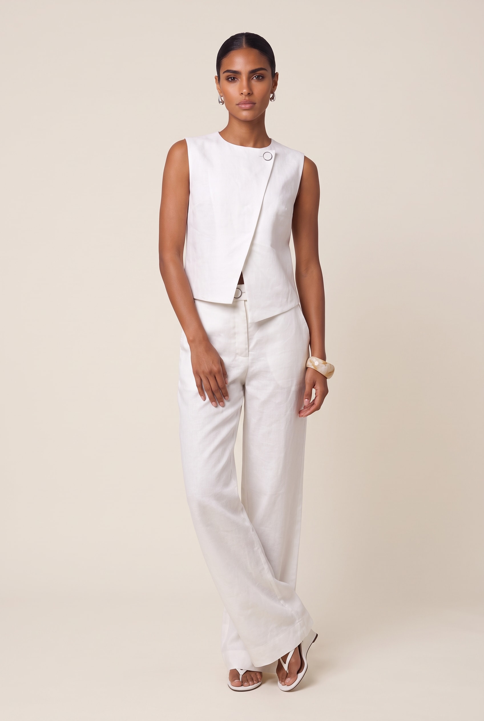 Blusa Ritmo Assimetrica Off White