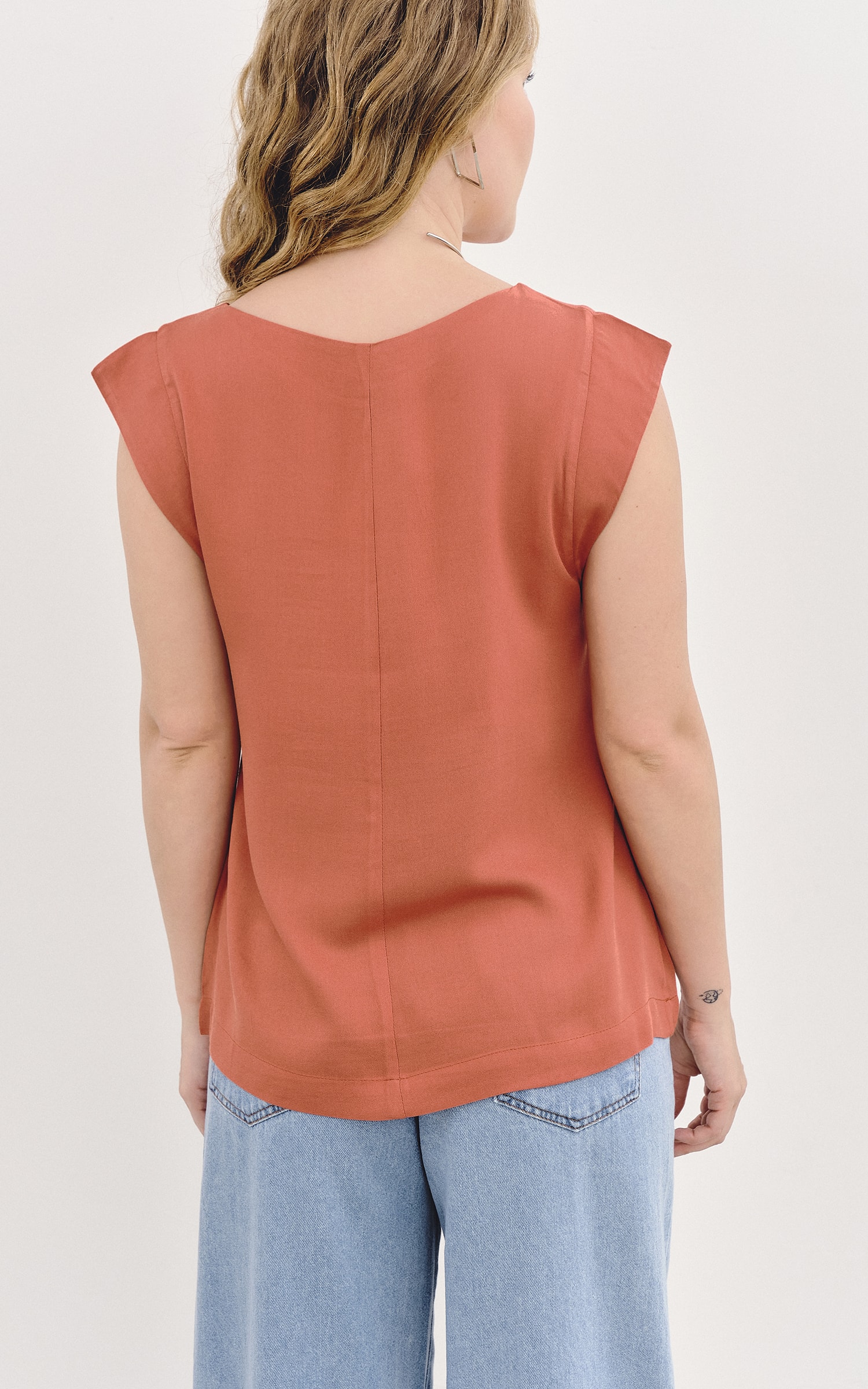 Blusa Tee Telha