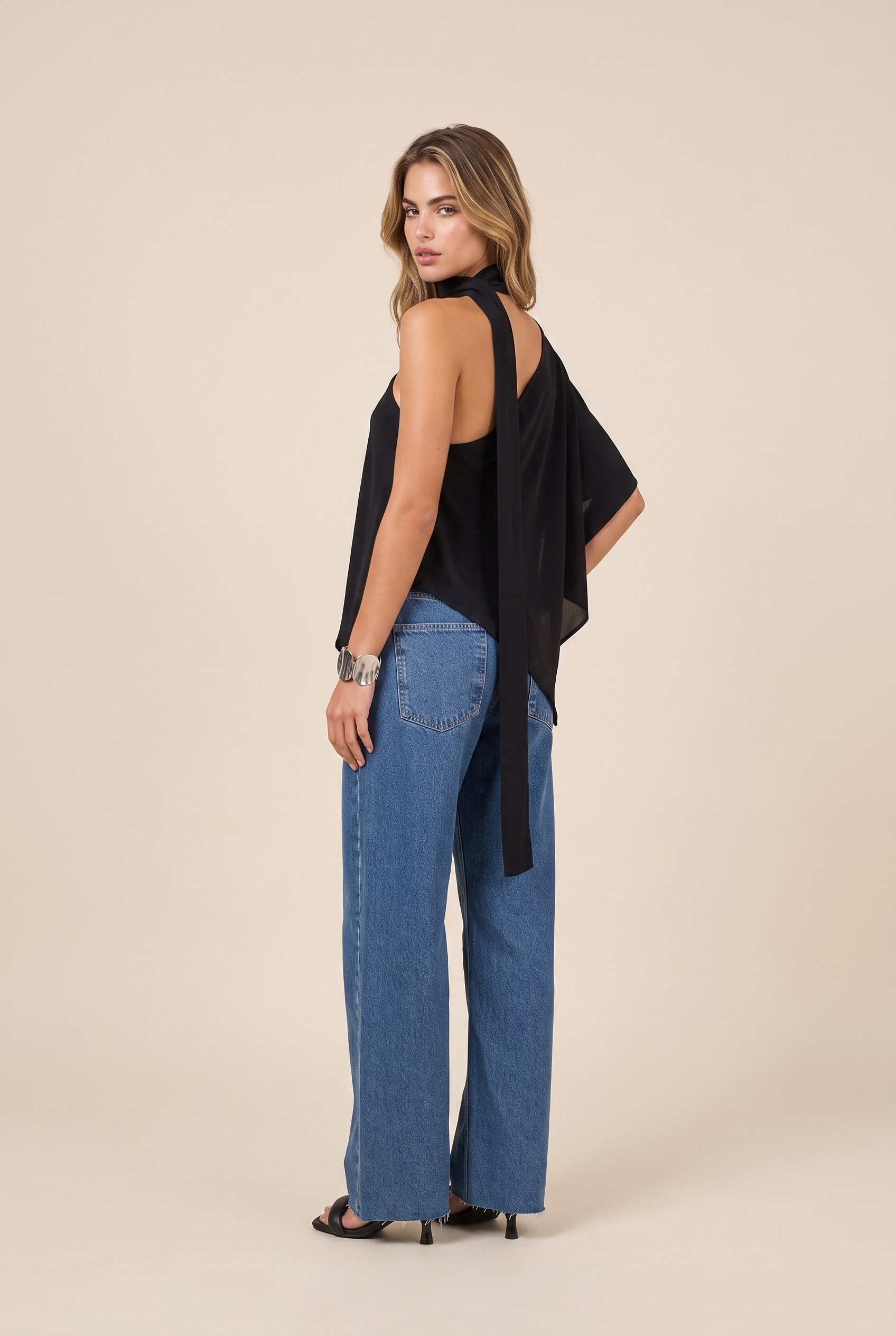Blusa Tour Multi Preto