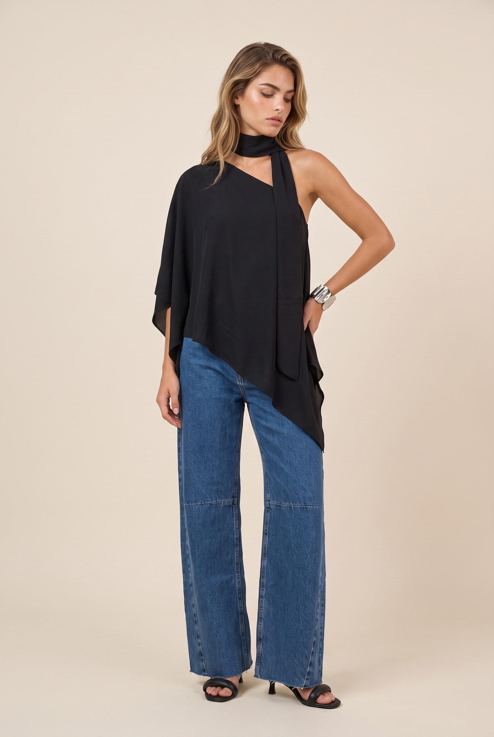 Blusa Tour Multi Preto