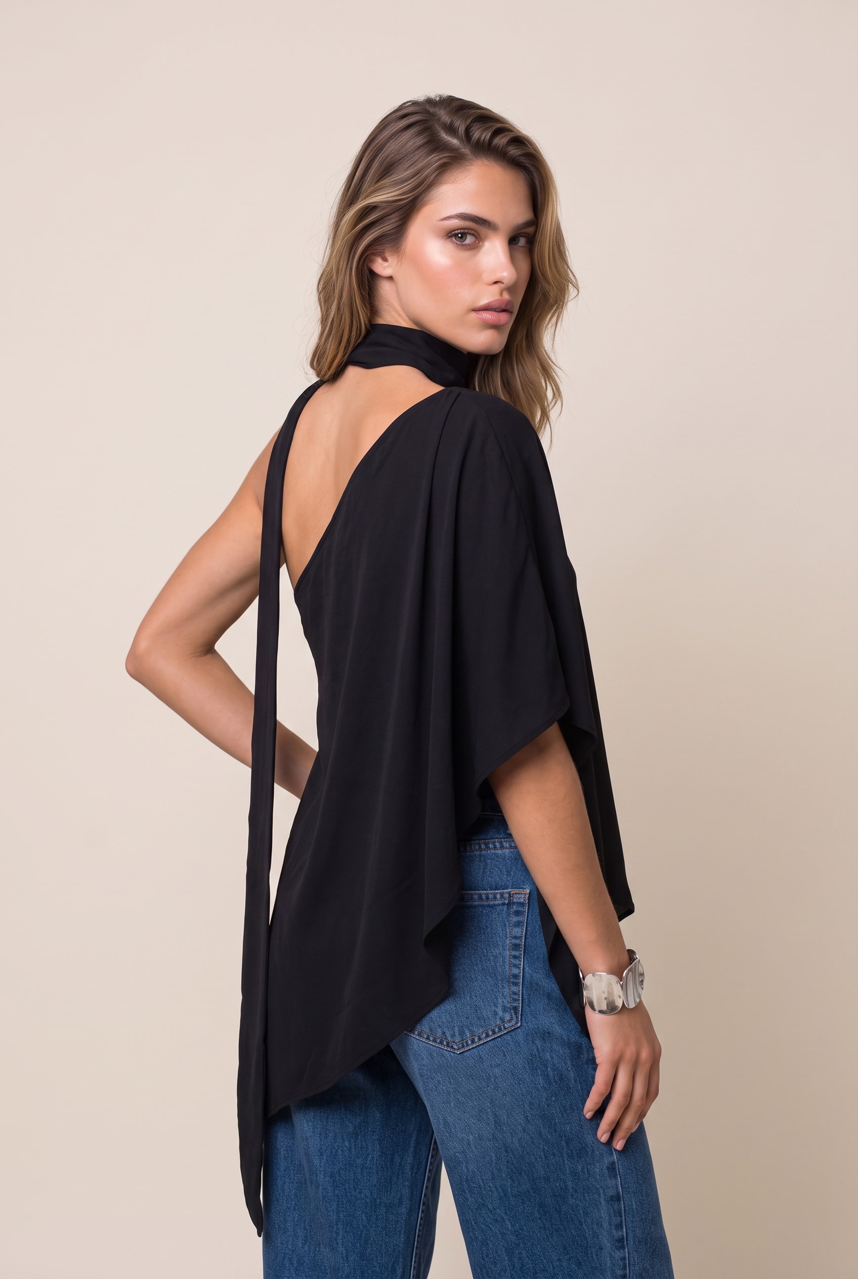 Blusa Tour Multi Preto