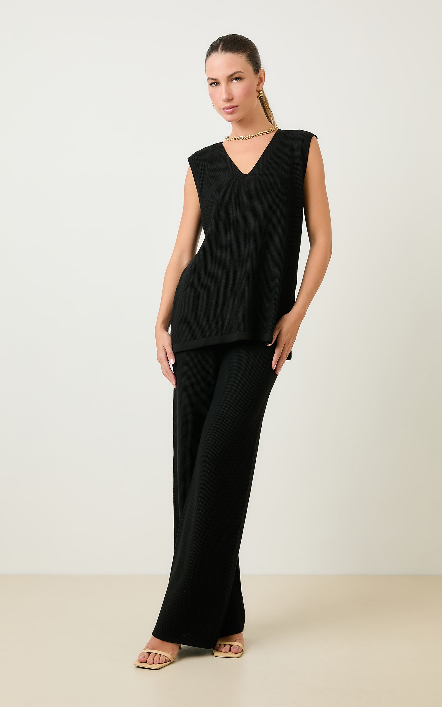 Blusa Tricot Alongada Piquet Preto