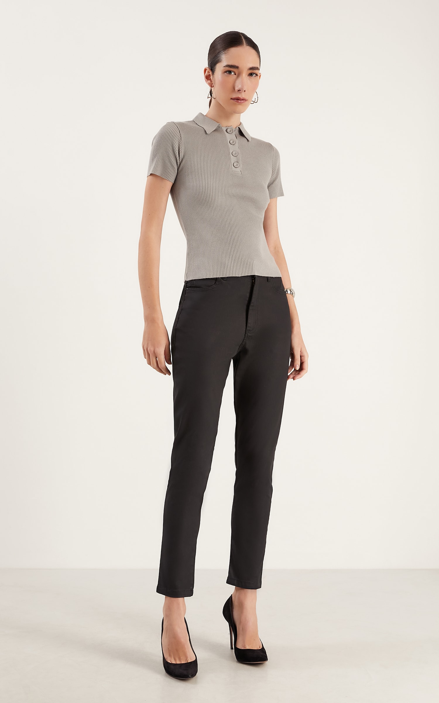 Blusa Tricot Botões Polo Cinza
