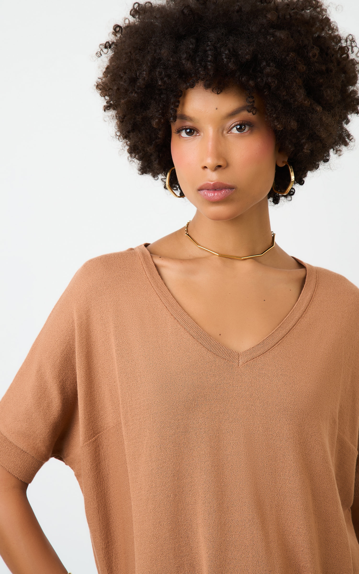 Blusa Tricot Decote v Ampla Amendoa