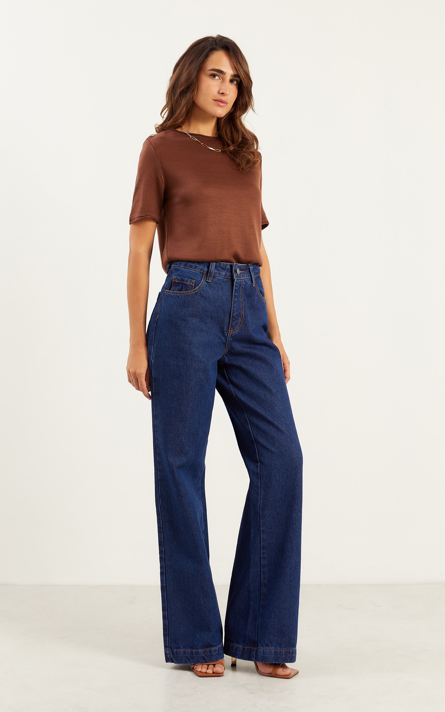 Blusa Tricot Detalhe a Fio Chocolate
