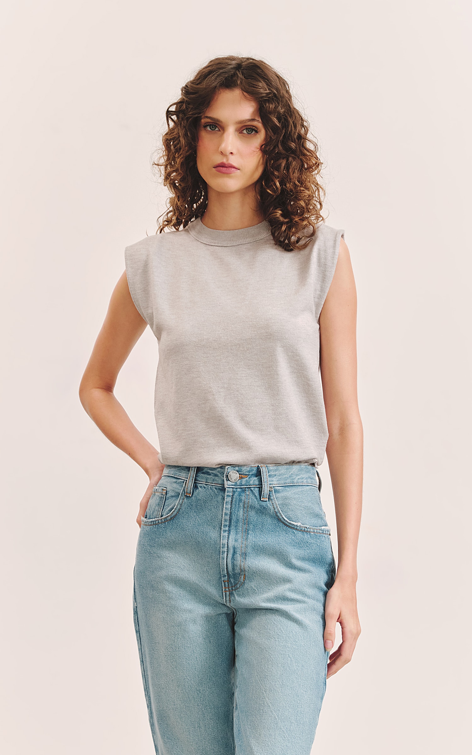 Blusa Tricot Gola Cinza