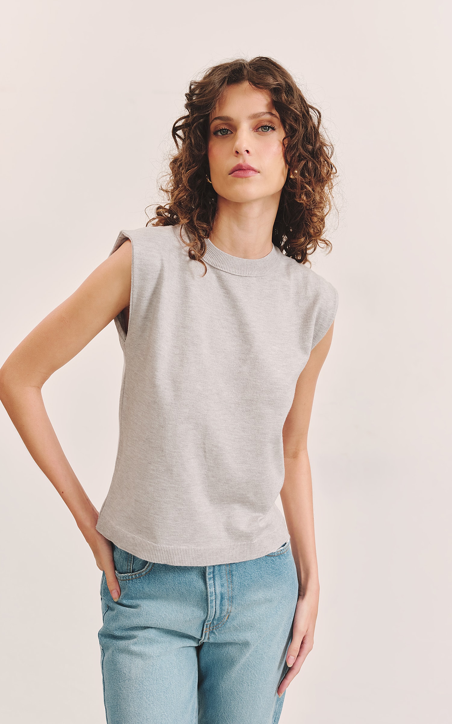 Blusa Tricot Gola Cinza